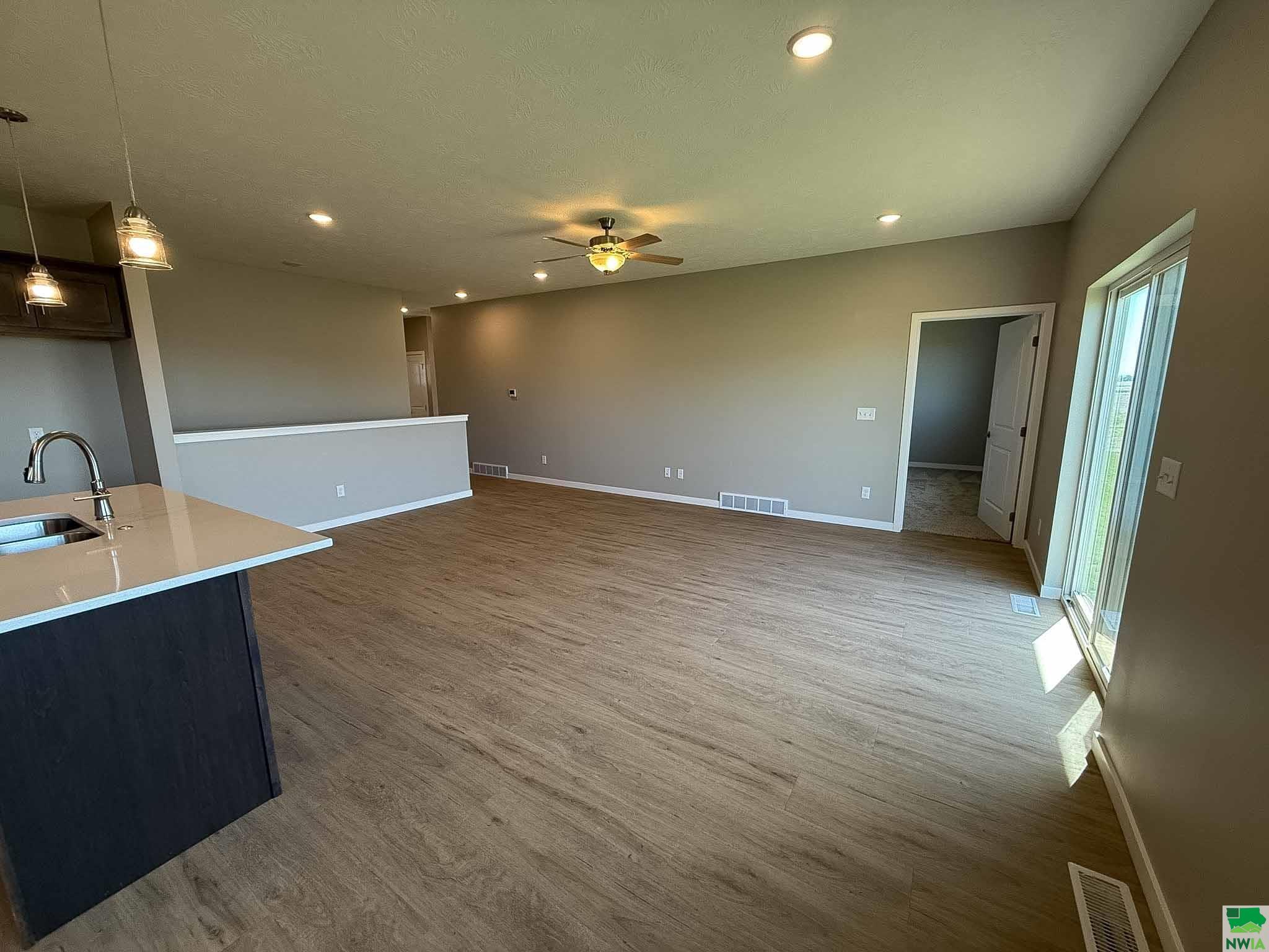 MLS #826855