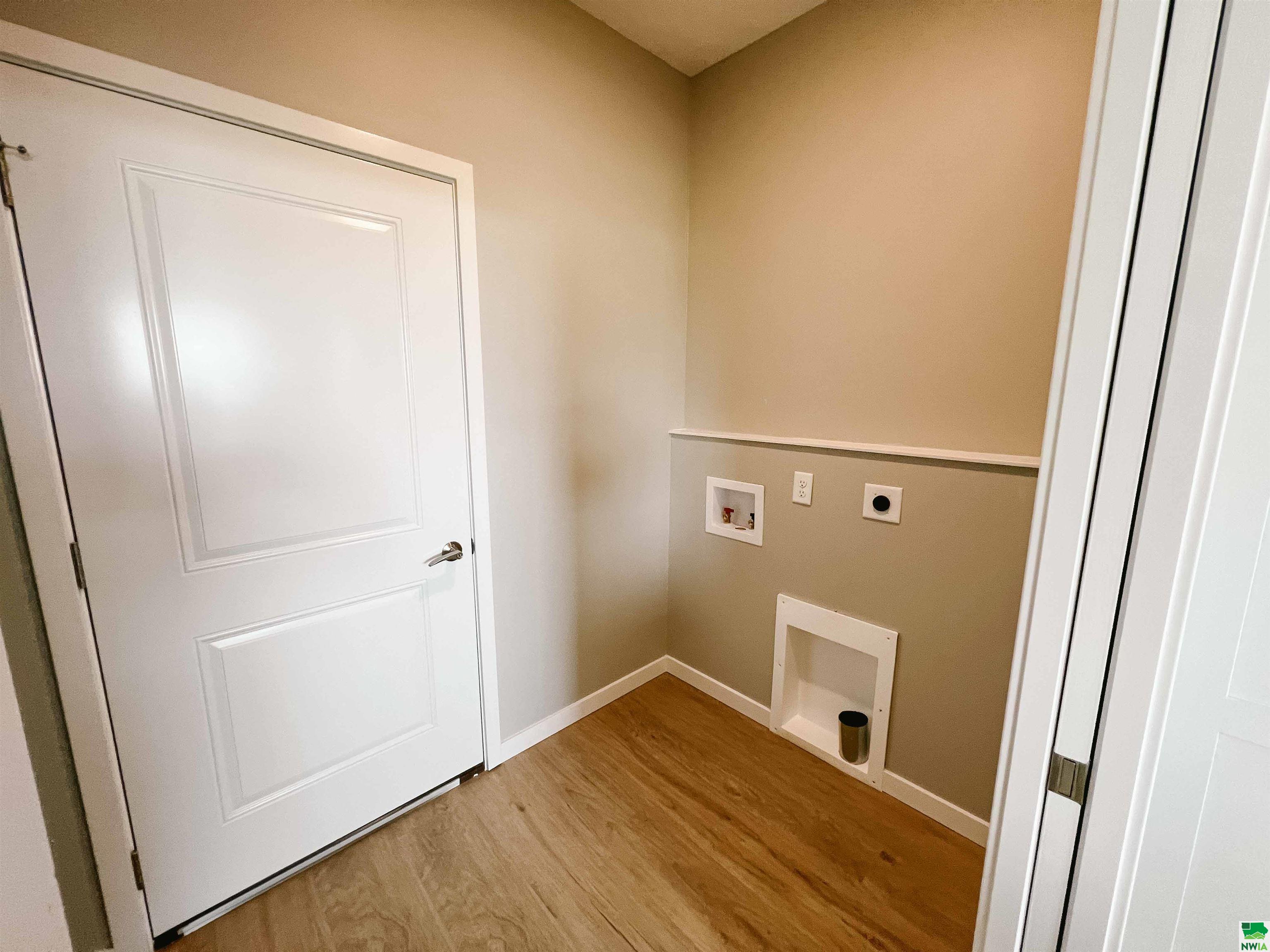 MLS #826856