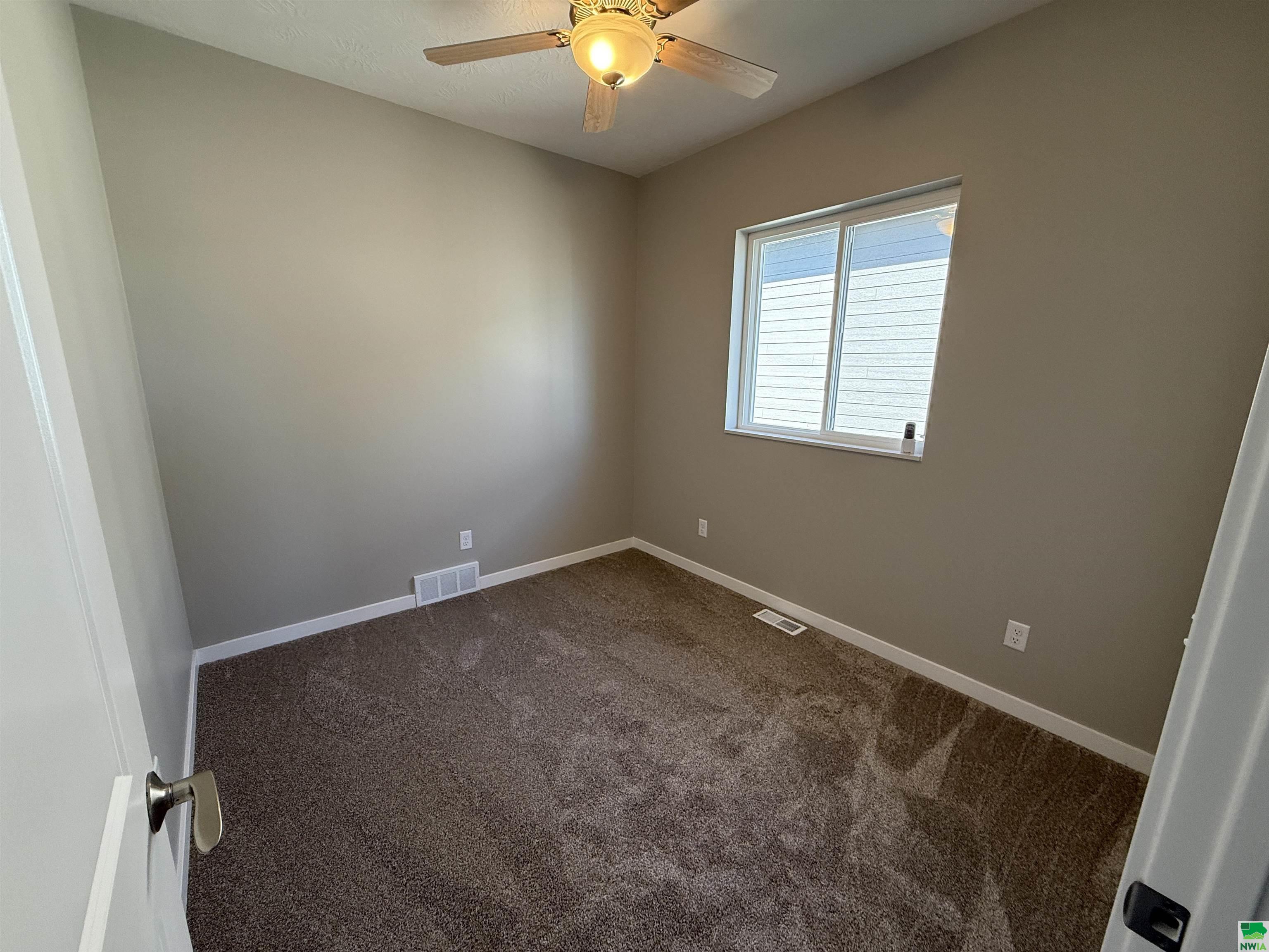 MLS #826857