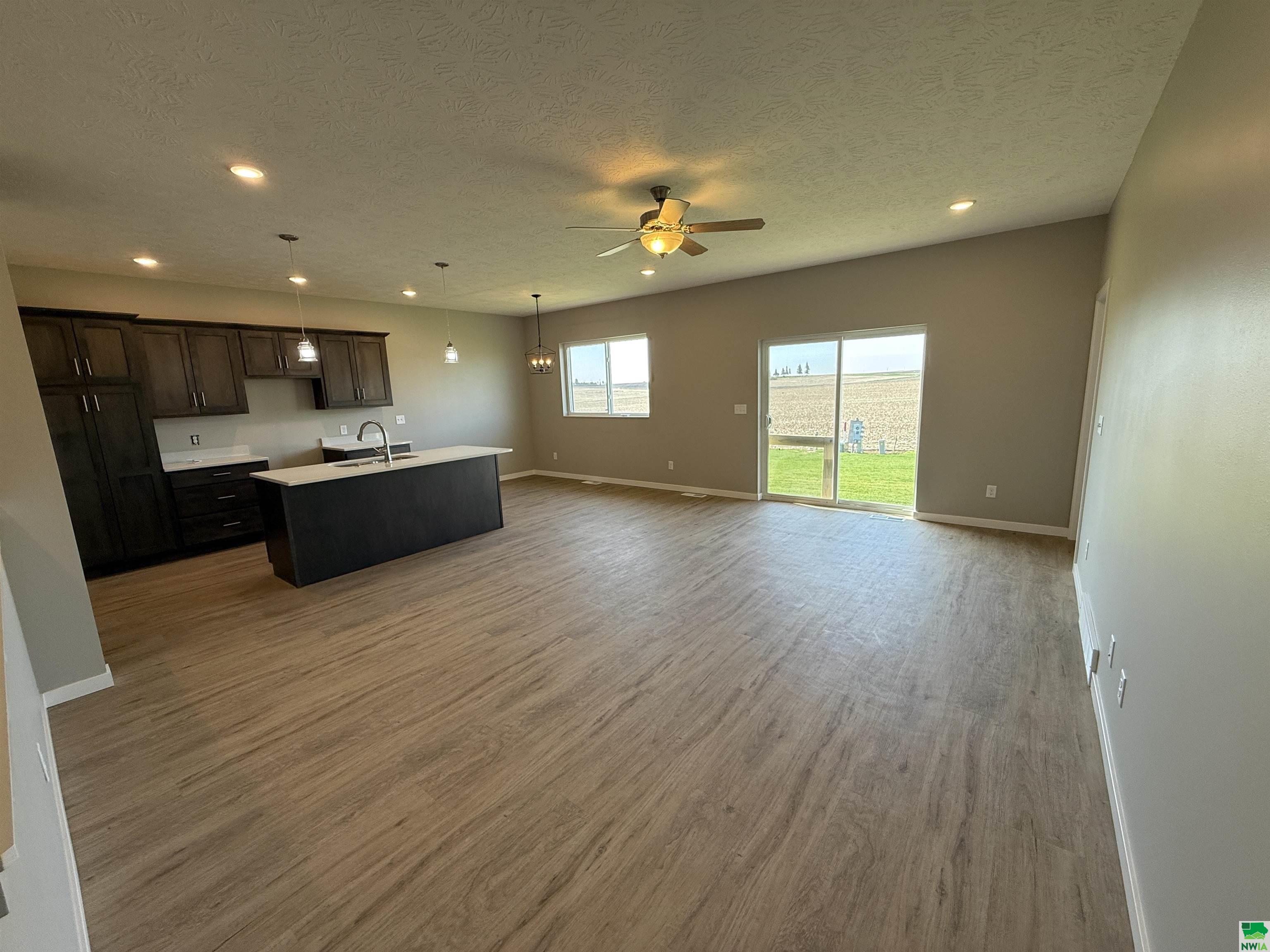 MLS #826857