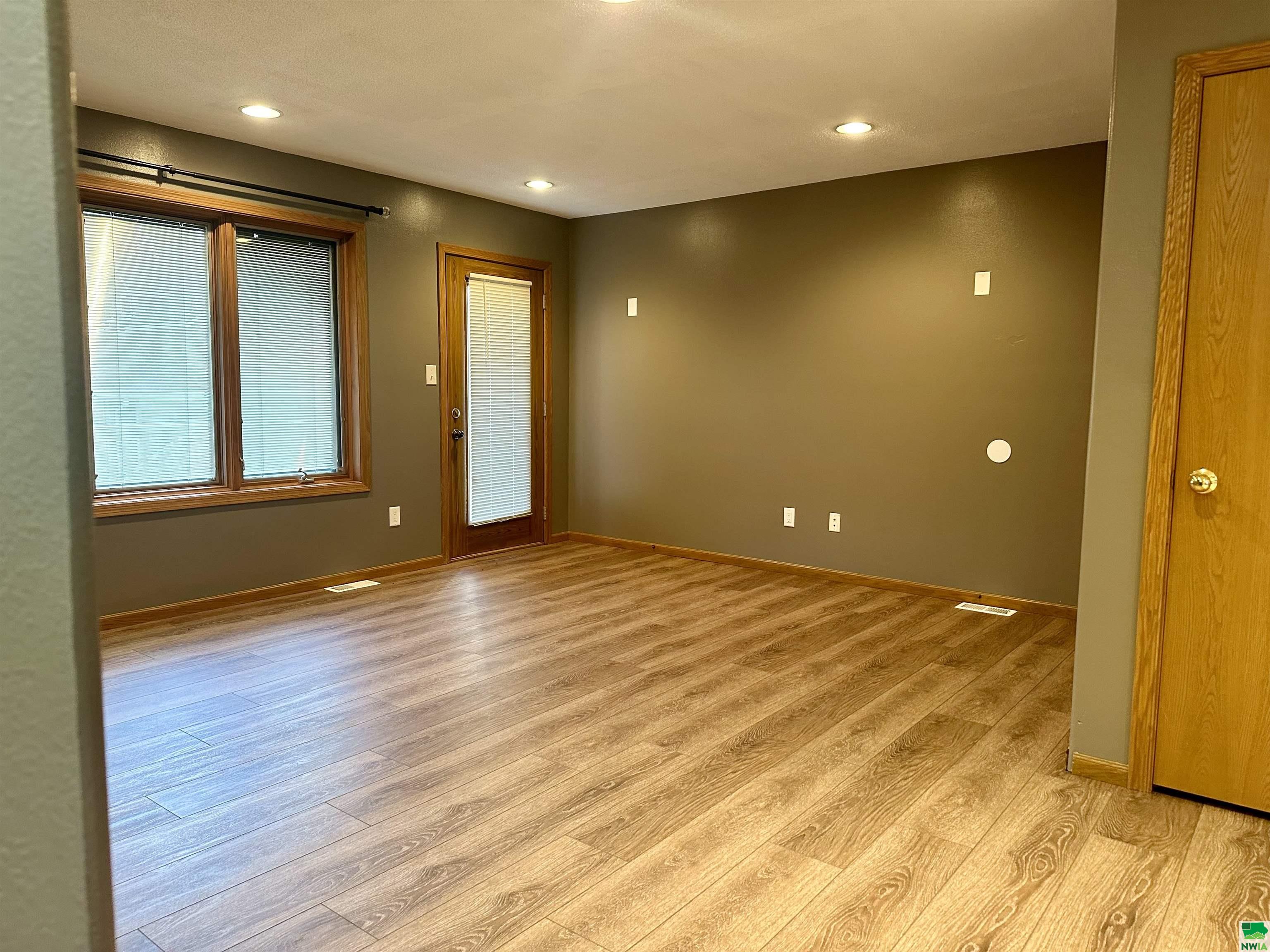 MLS #826912