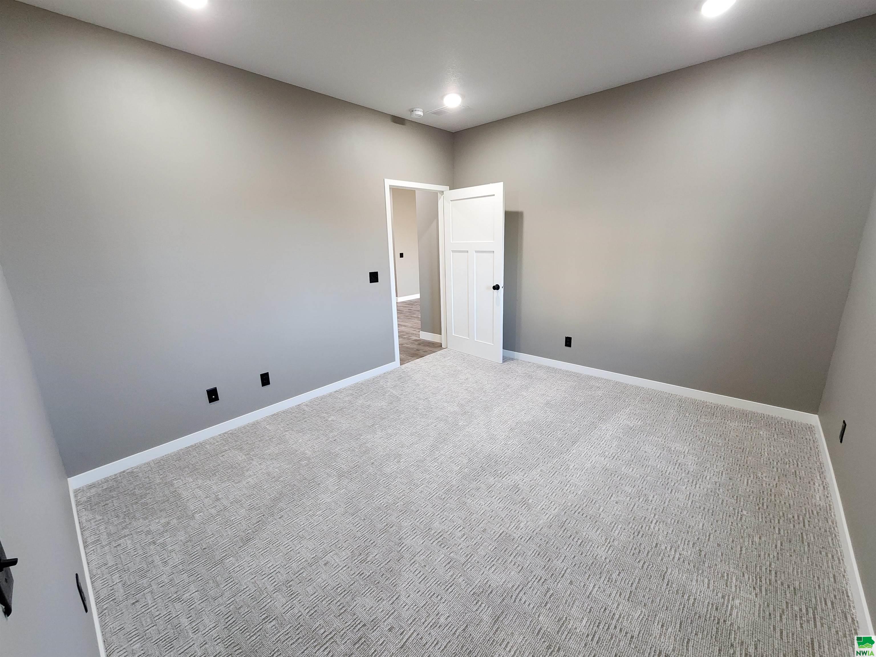 MLS #826919