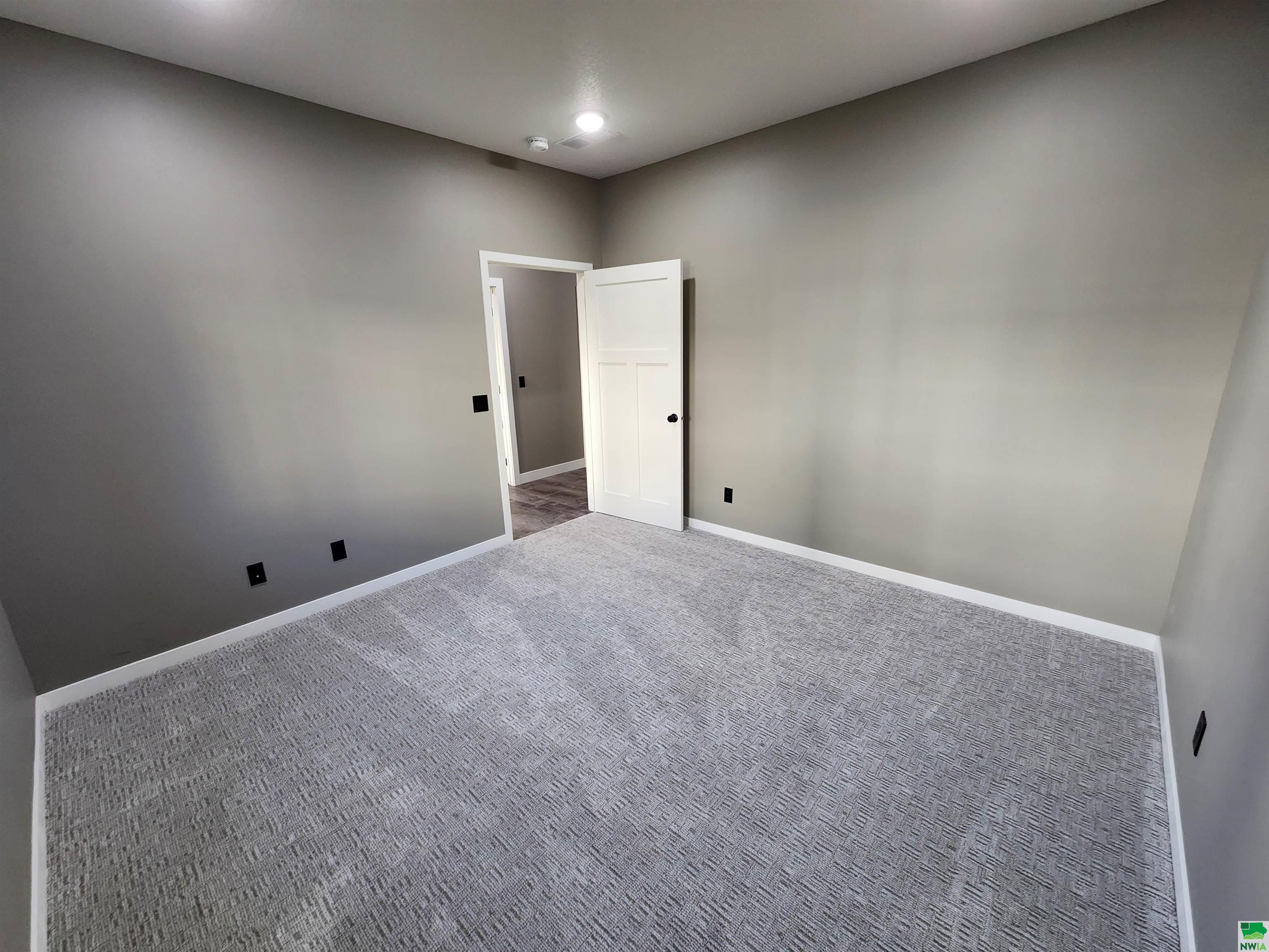 MLS #826919