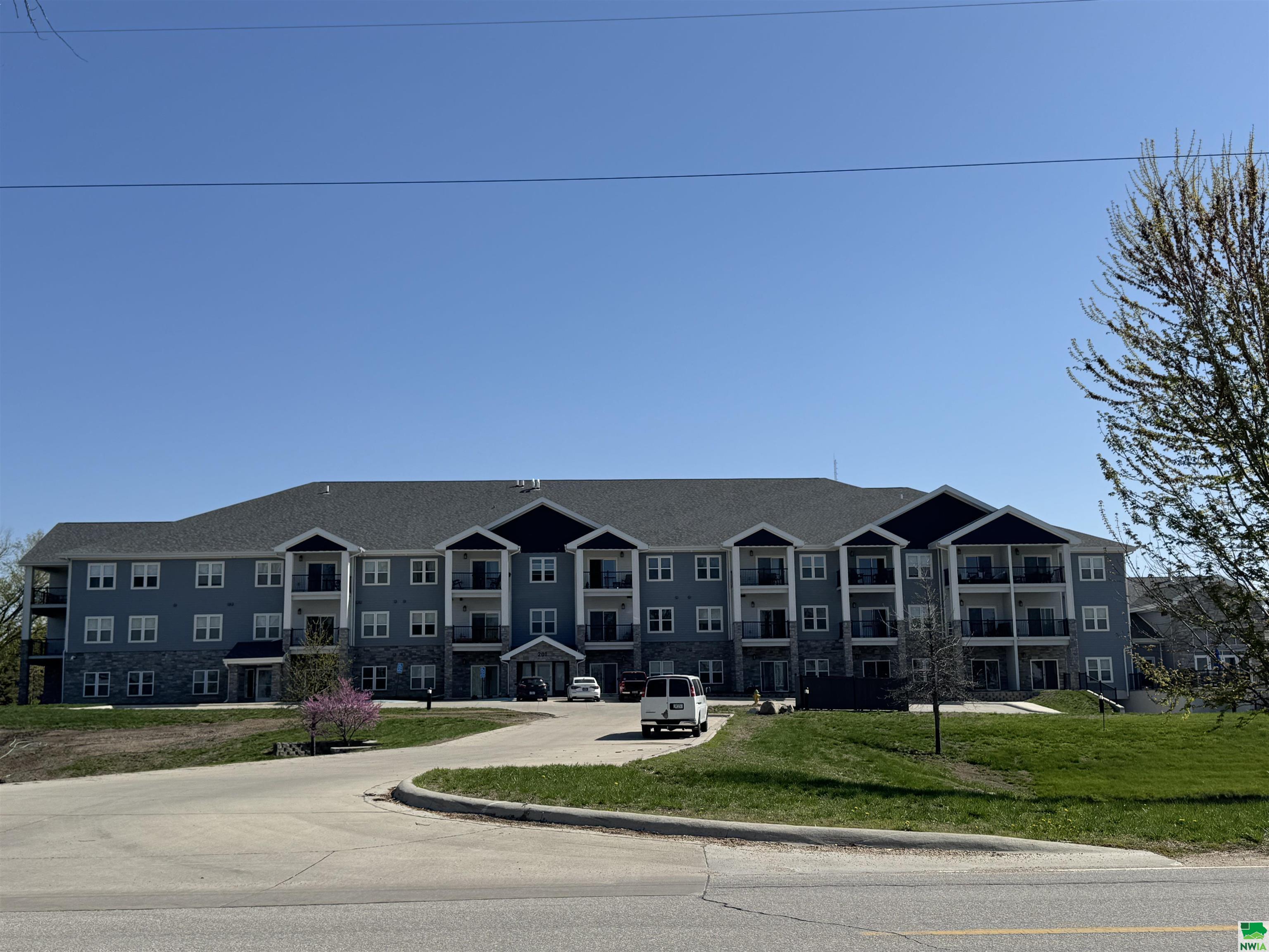 201 Sunrise Park Rd. #211, Storm Lake, IA 50588 