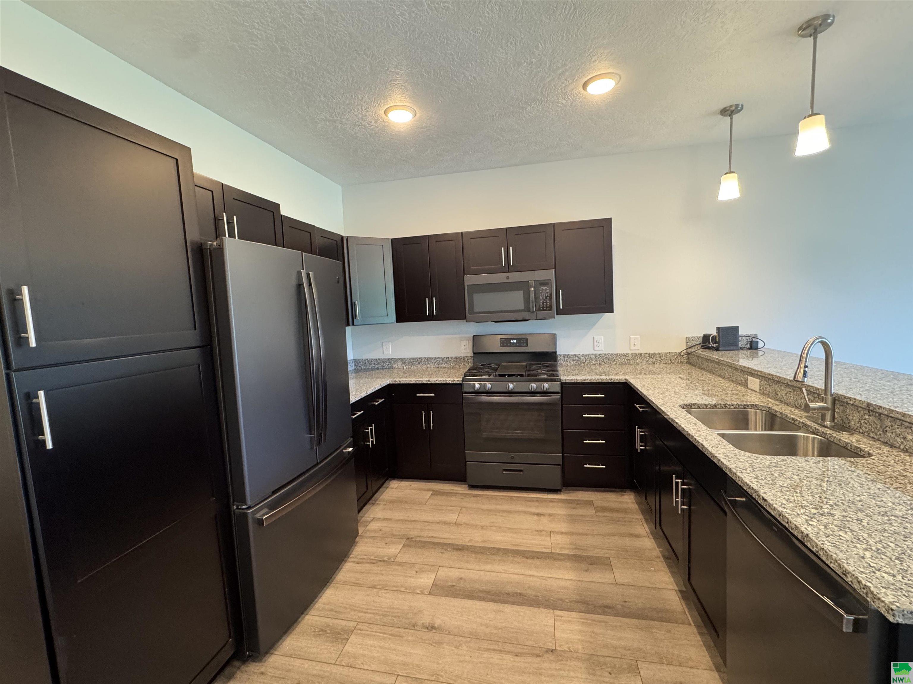 MLS #826967
