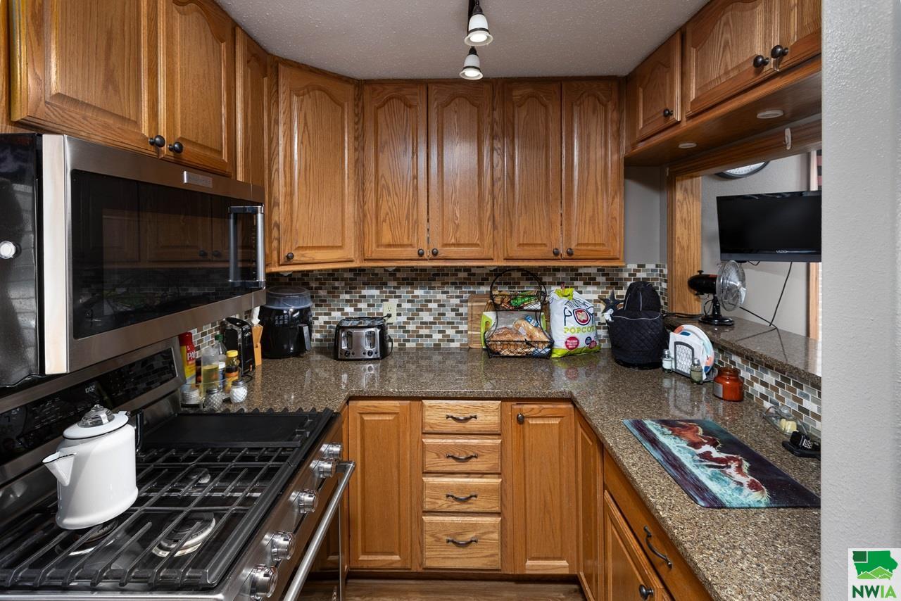 MLS #827010