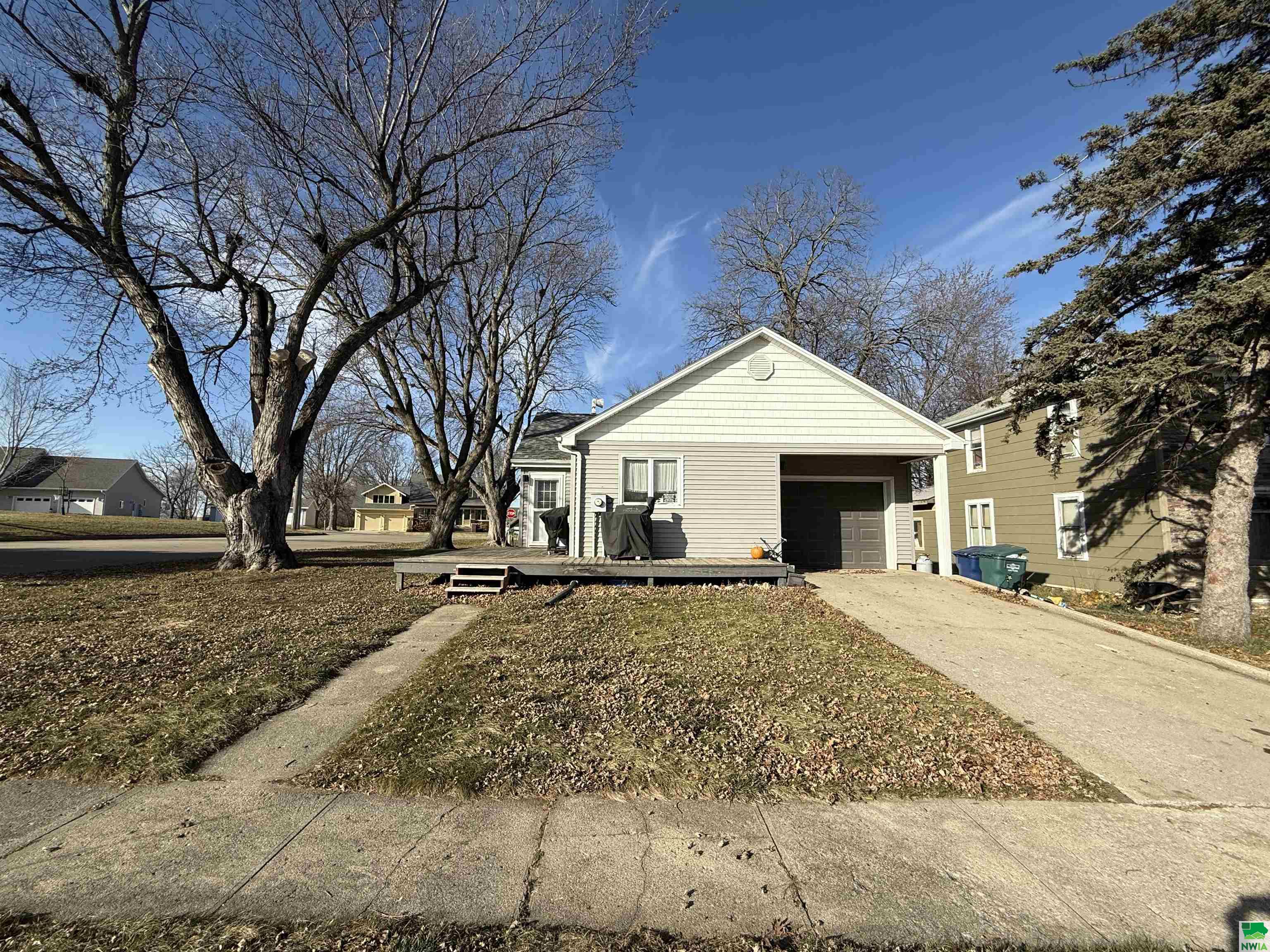 MLS #827028