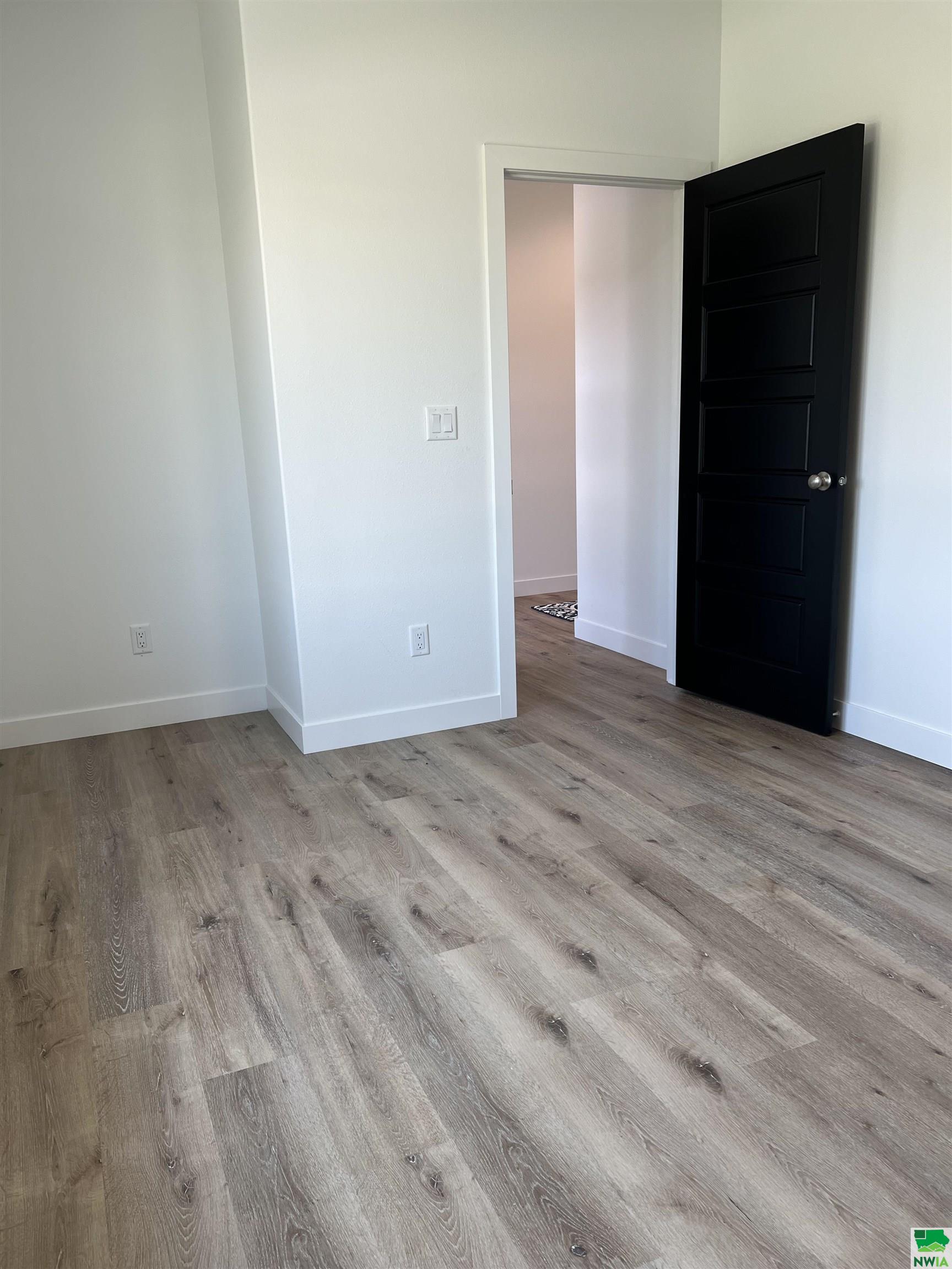 MLS #827054