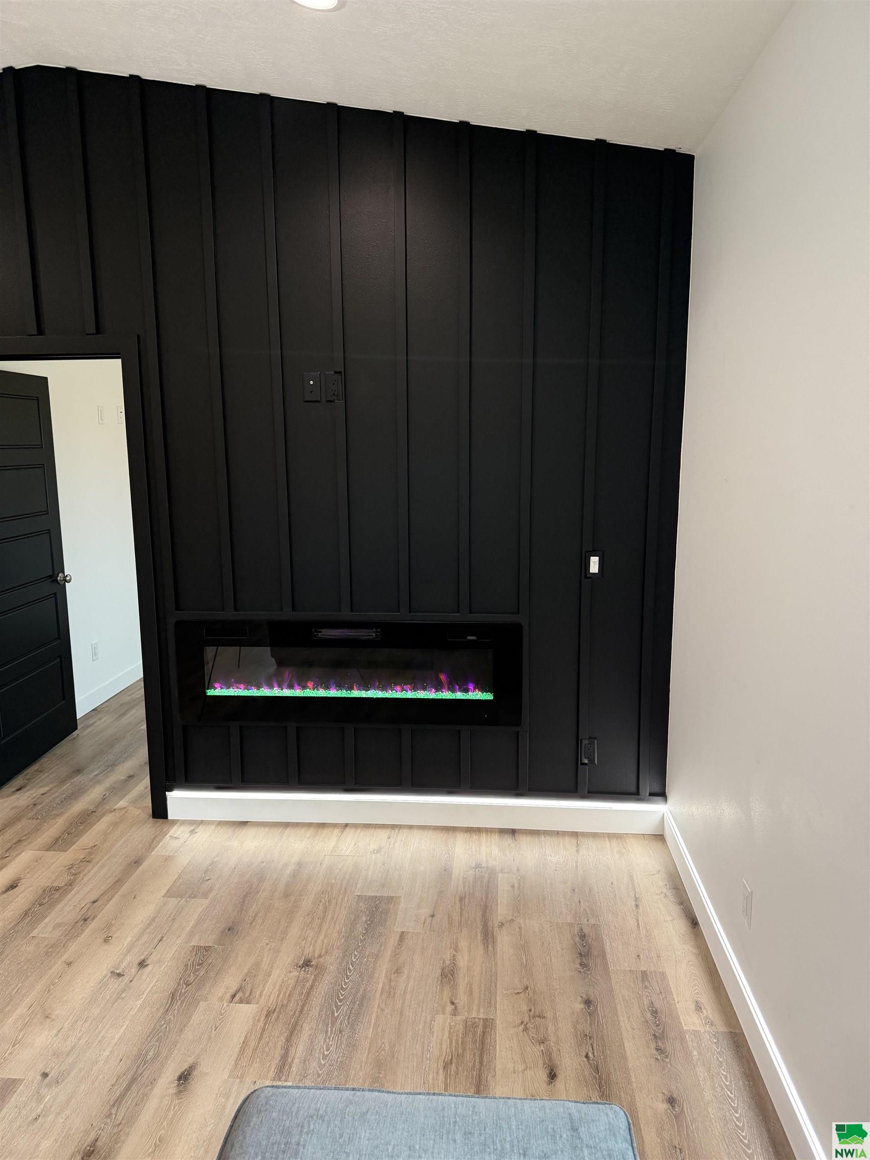 MLS #827054
