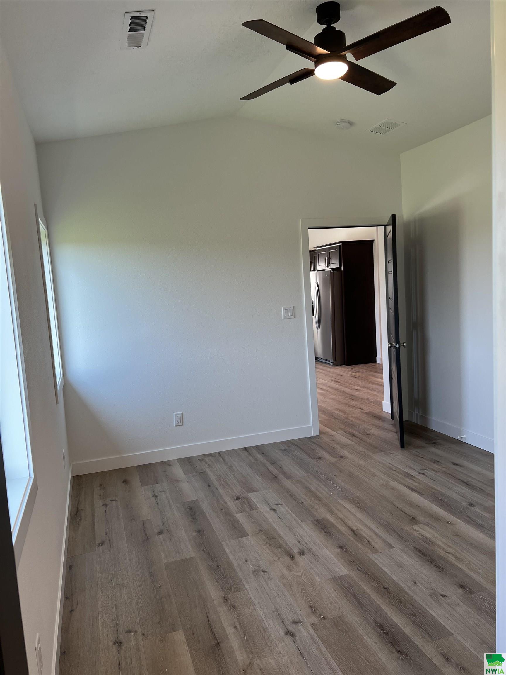 MLS #827054