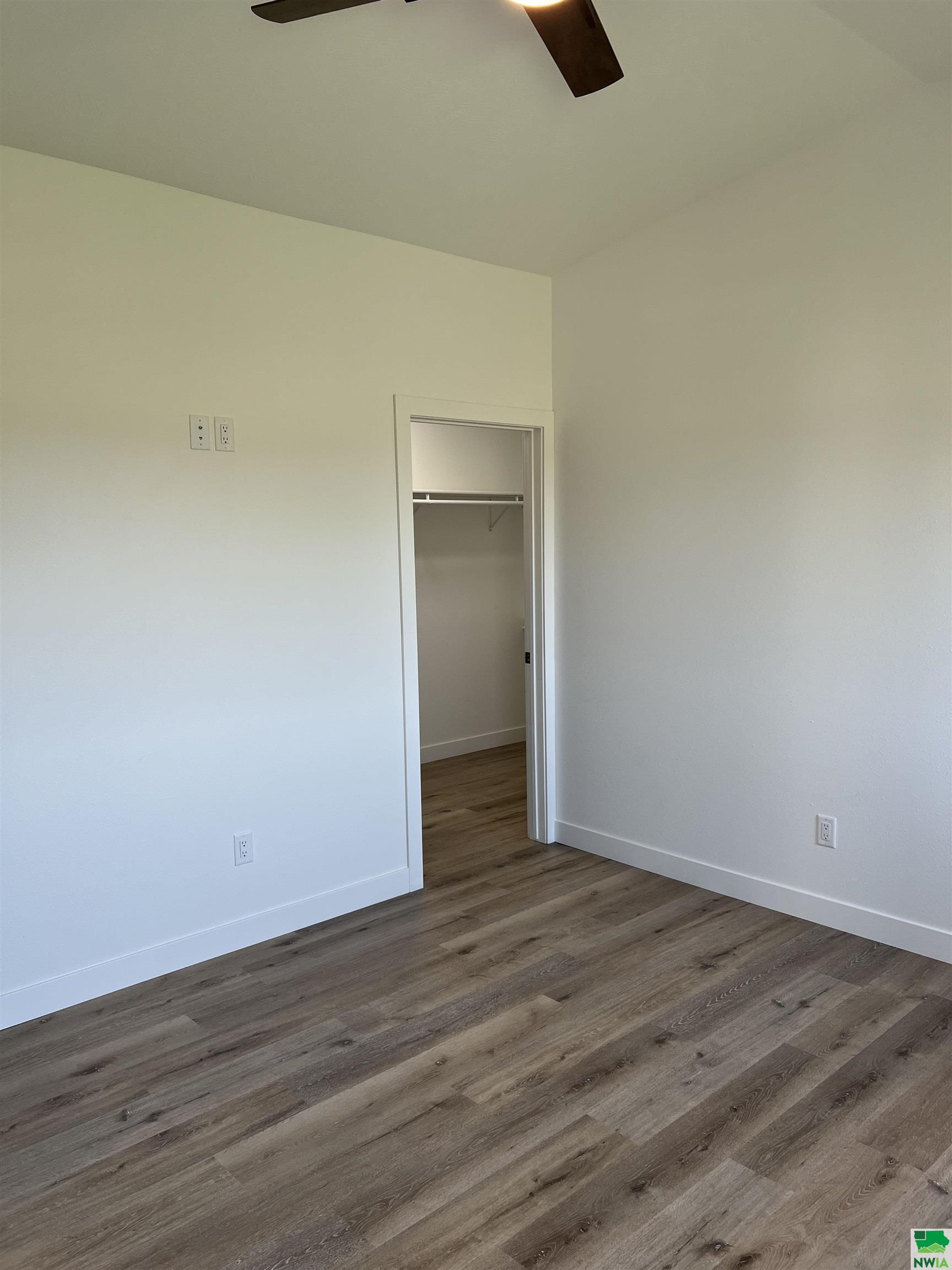 MLS #827054