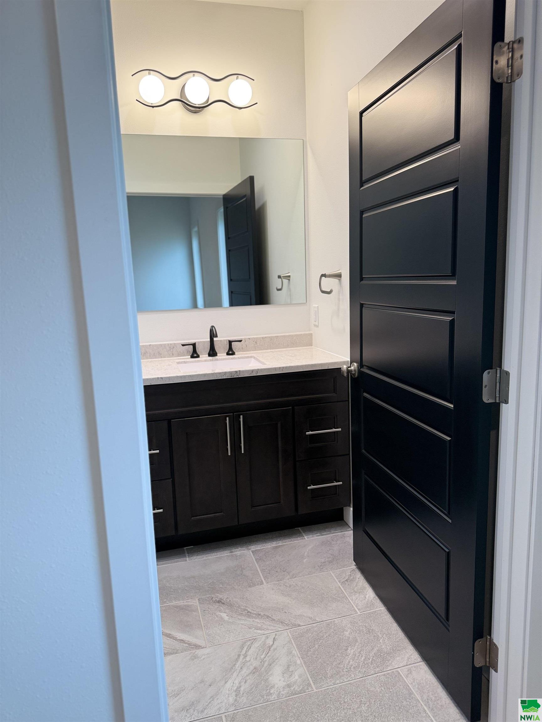MLS #827054