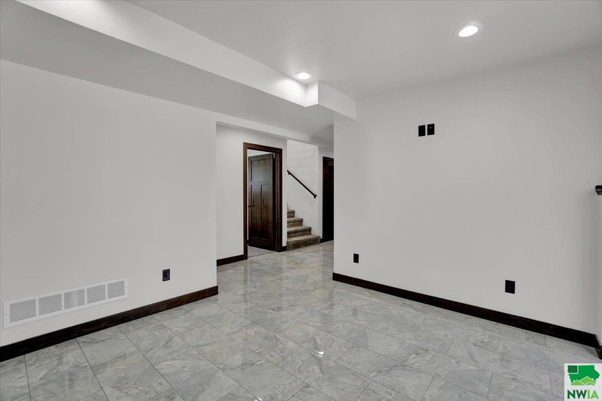 MLS #827061