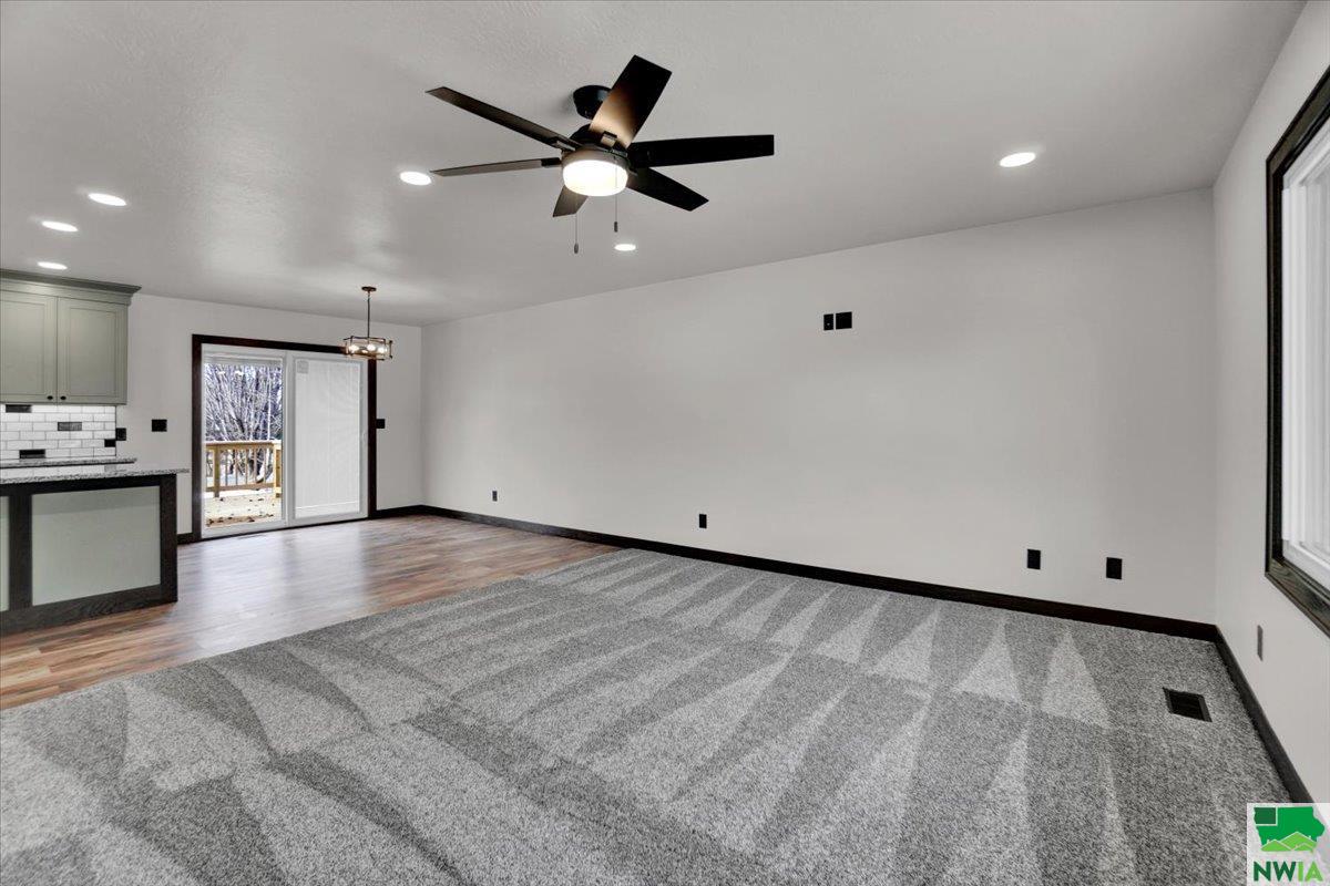 MLS #827061