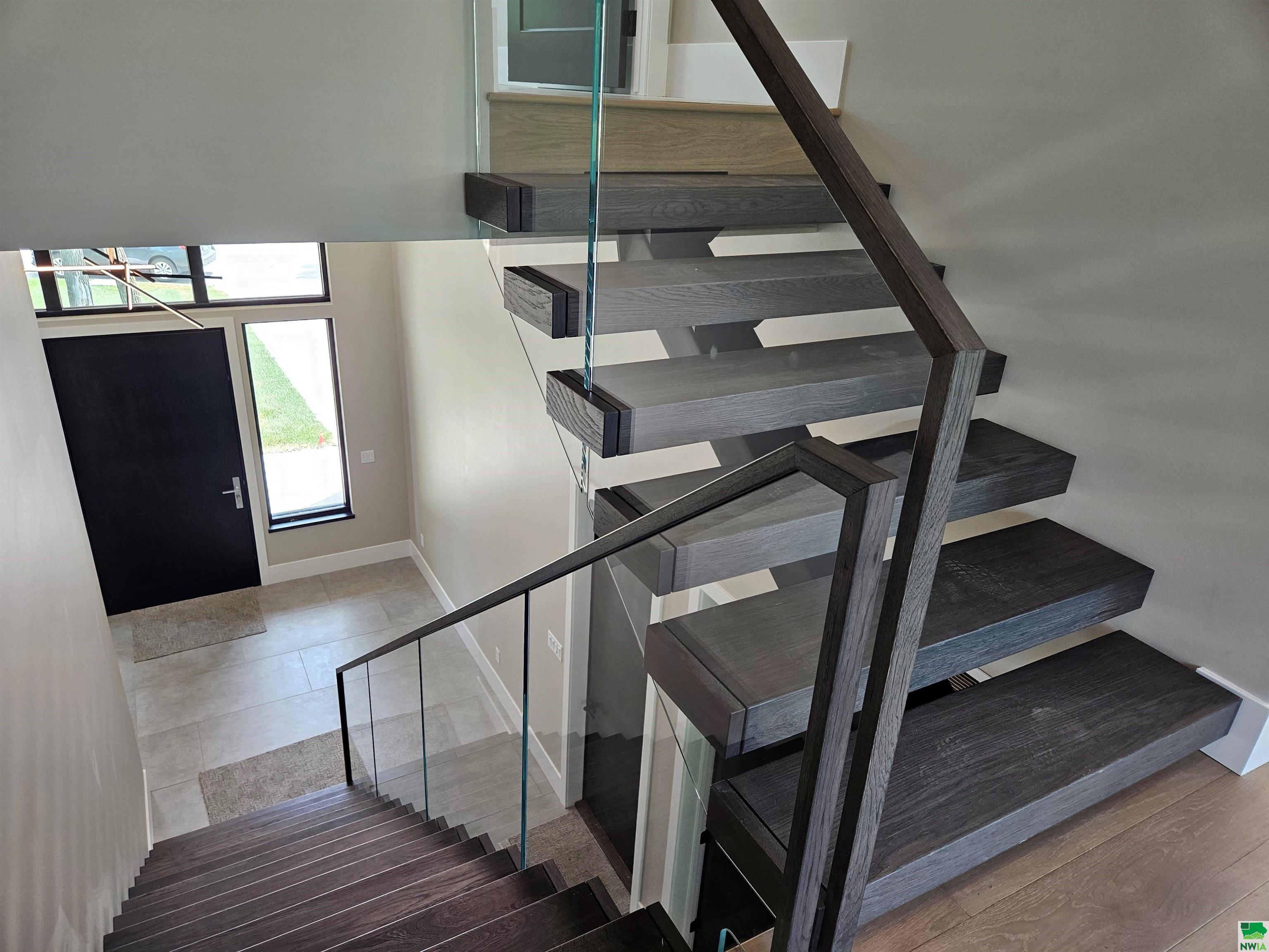 MLS #827063