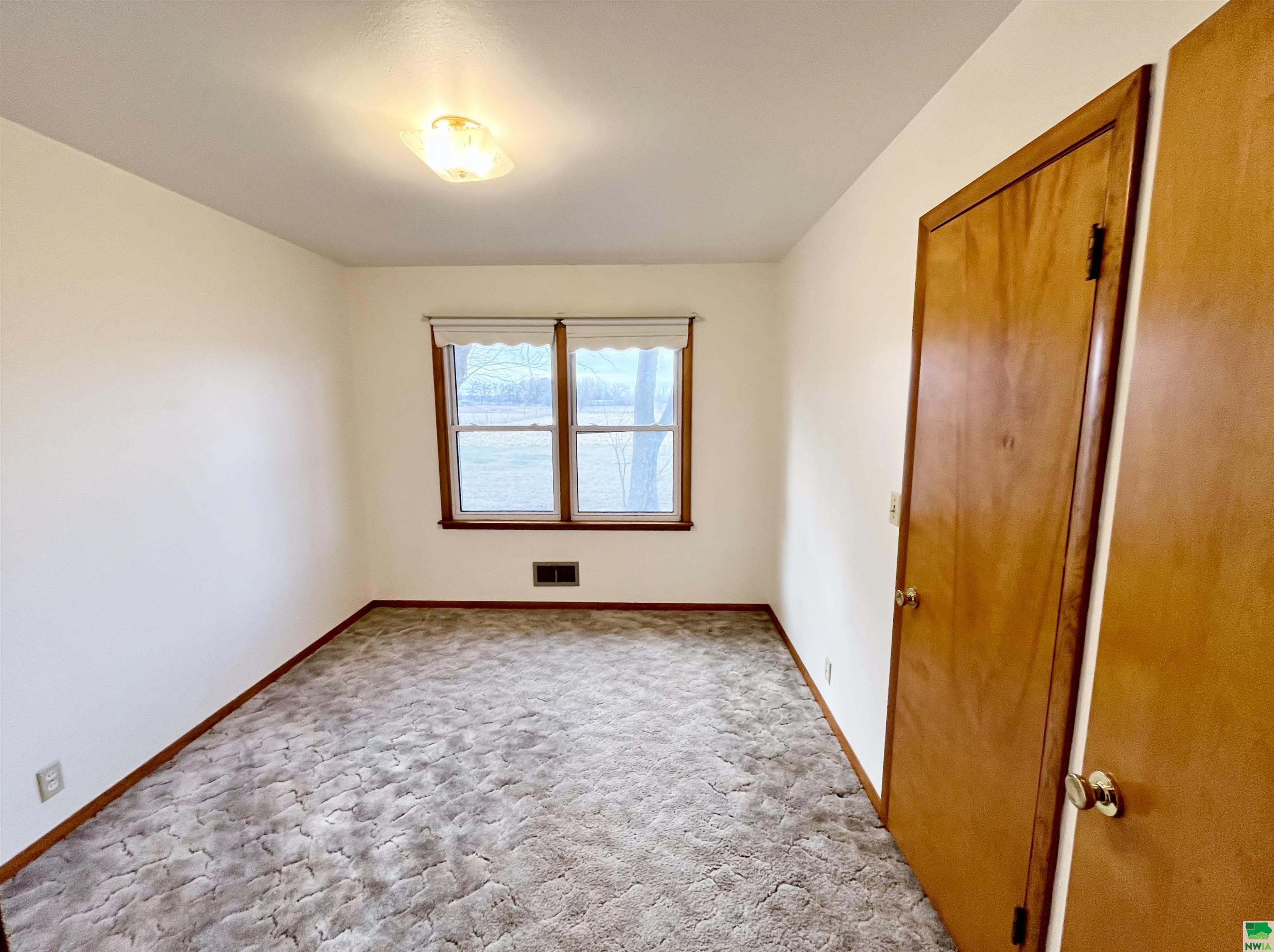 MLS #827080