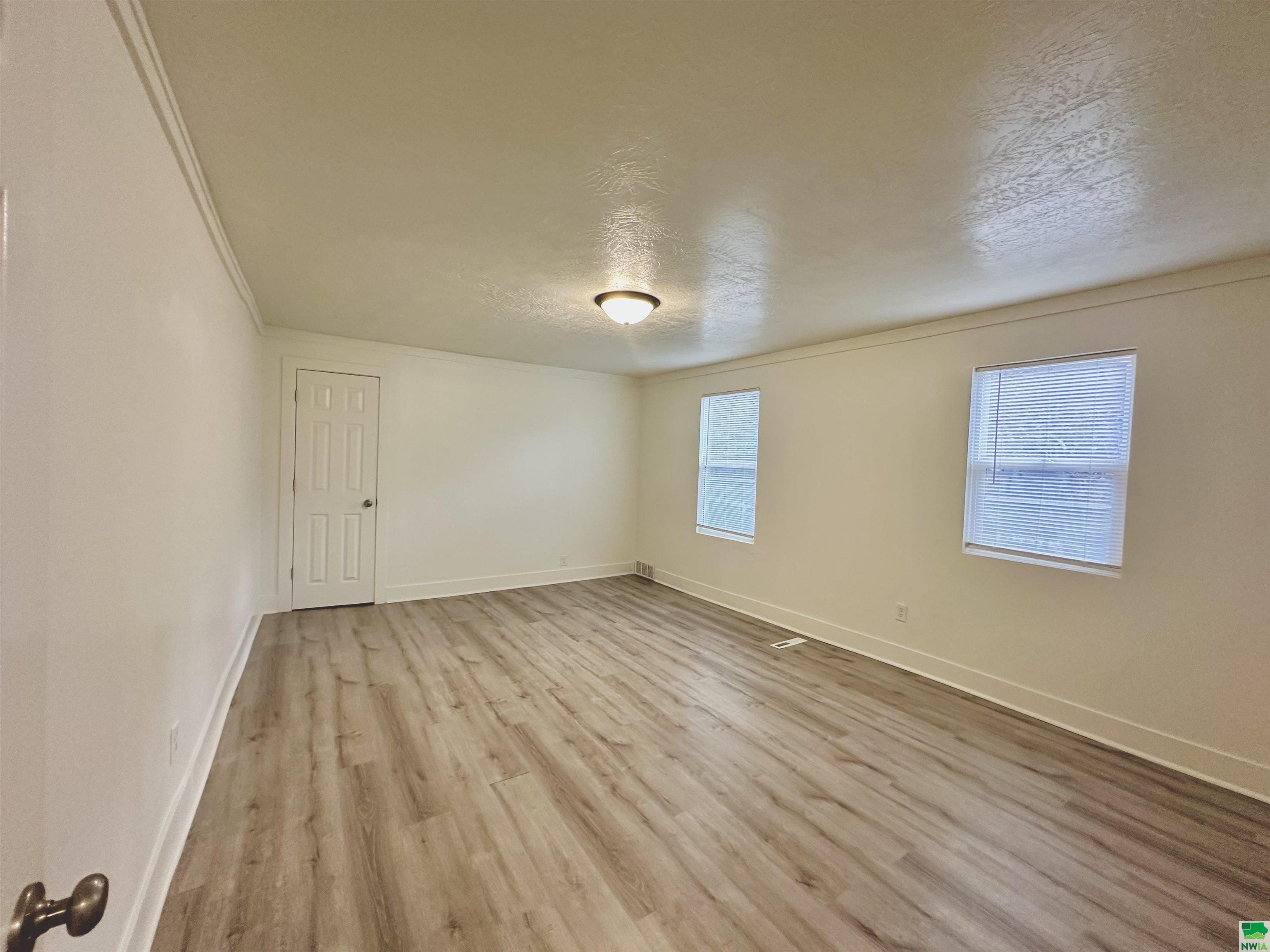 MLS #827084