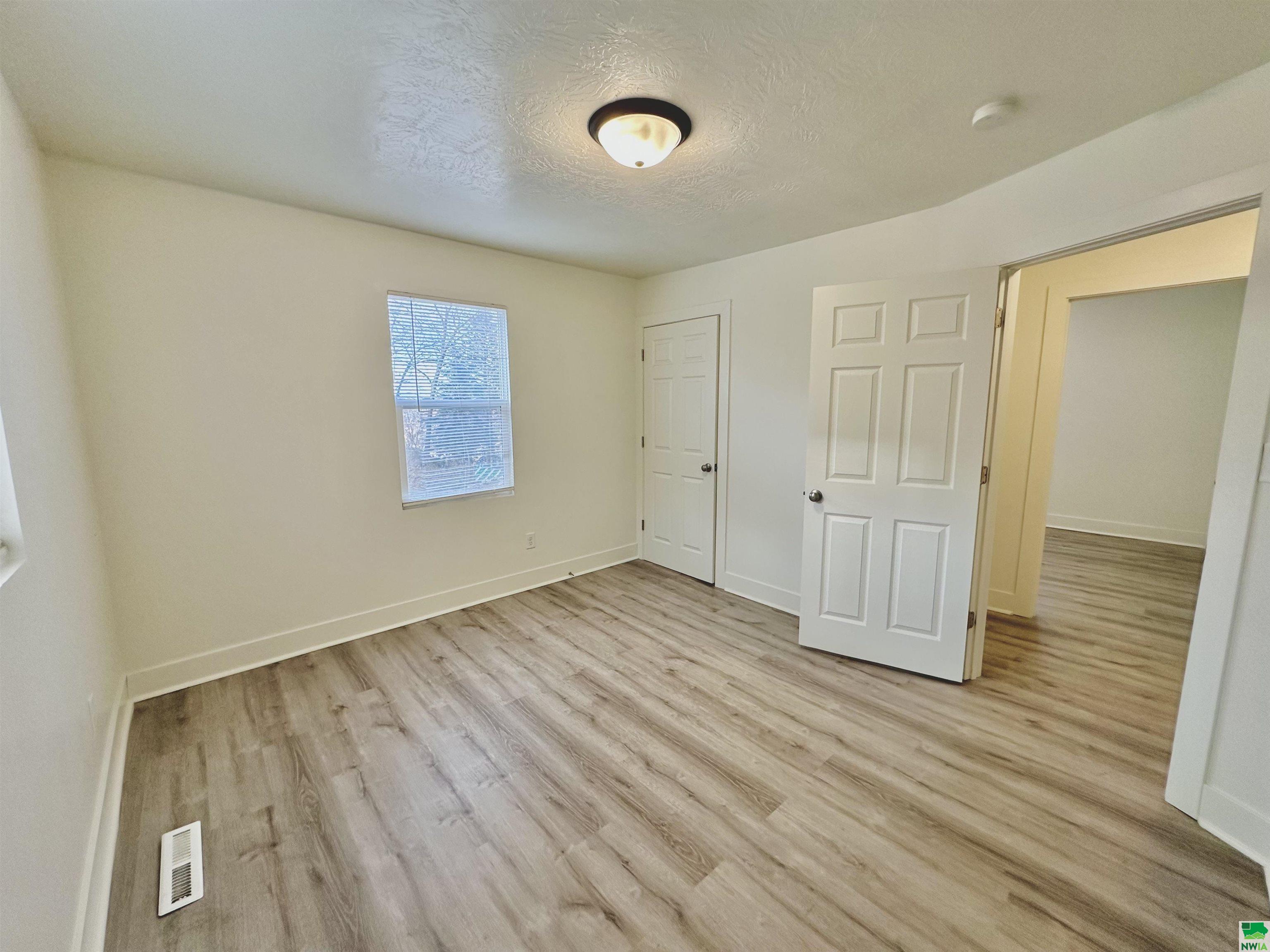 MLS #827084