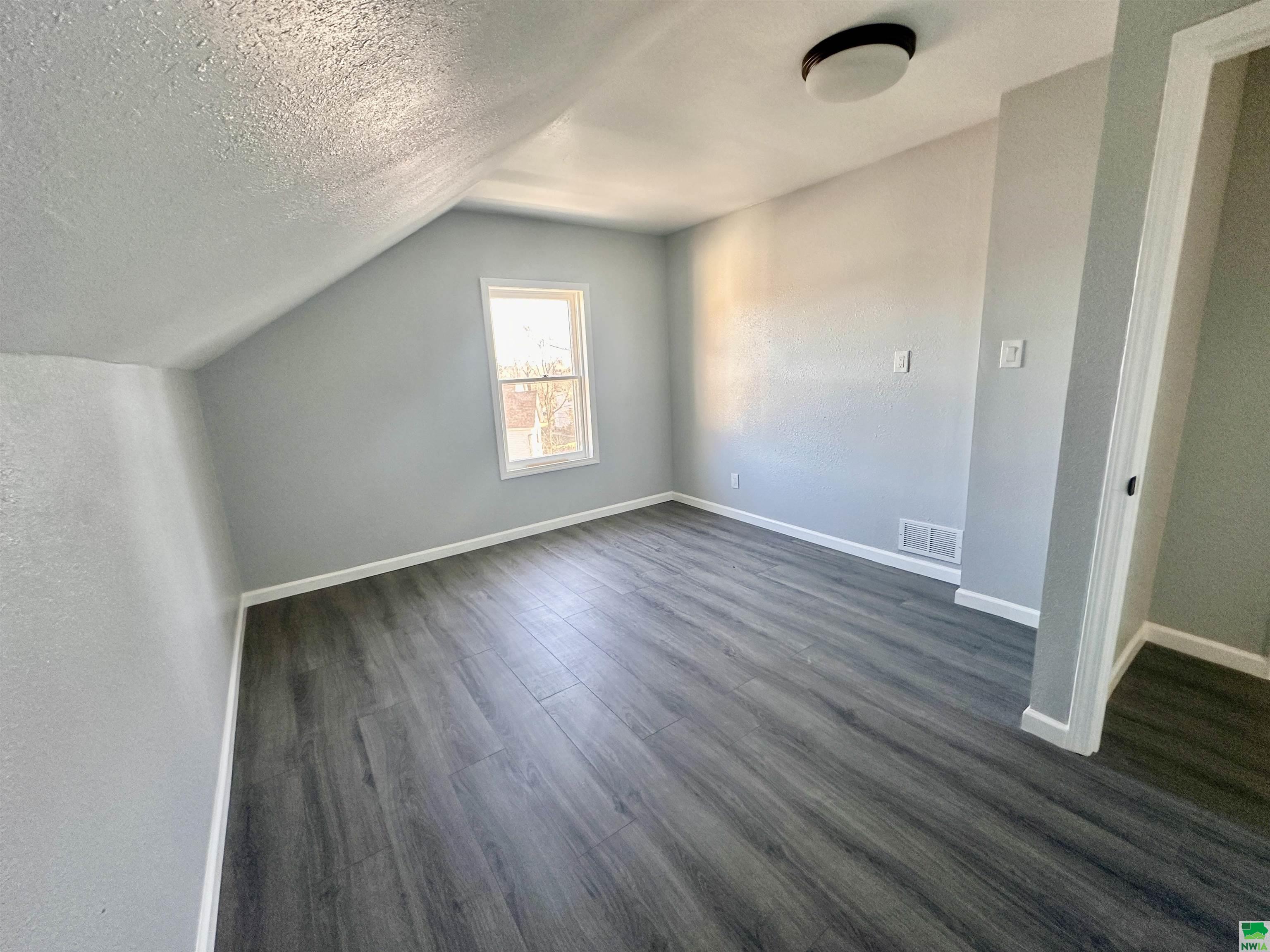 MLS #827085