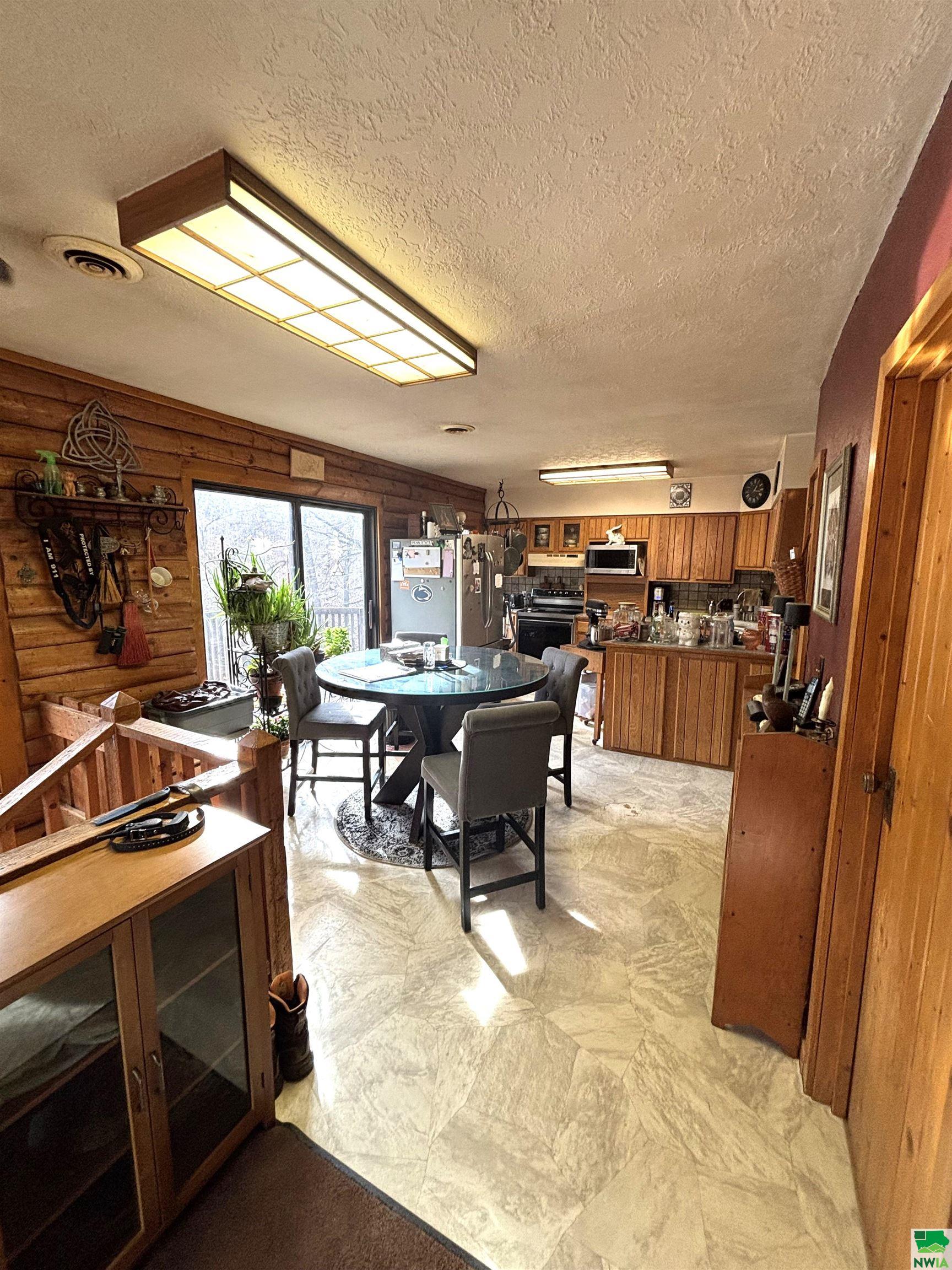 MLS #827087