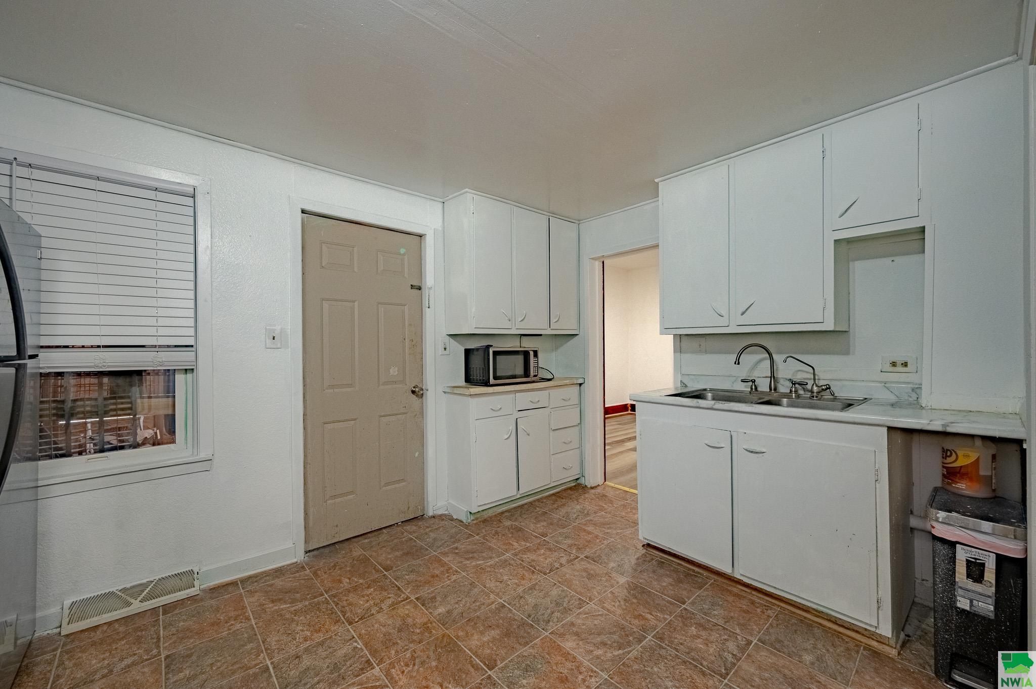 MLS #827122