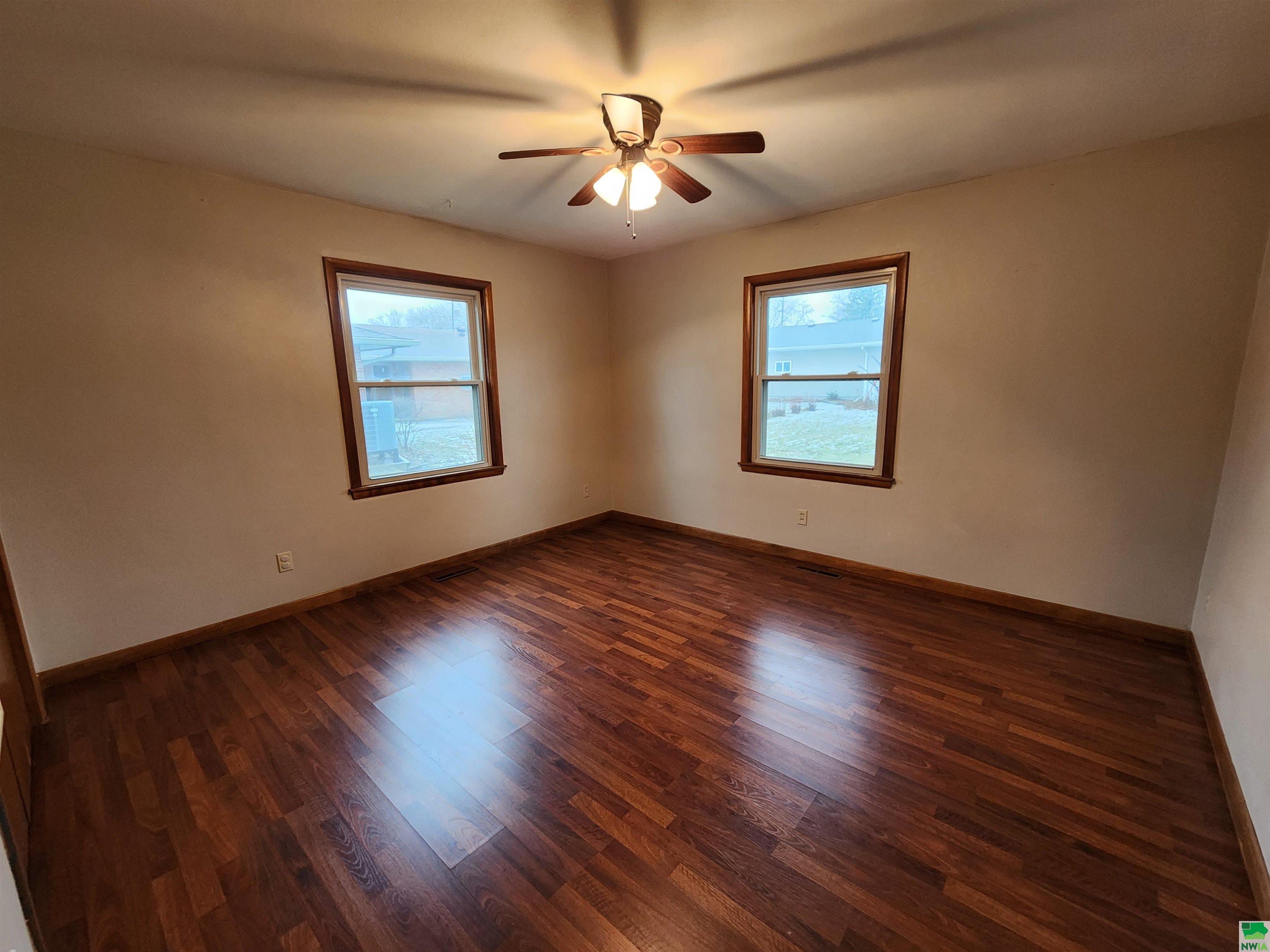 MLS #827132