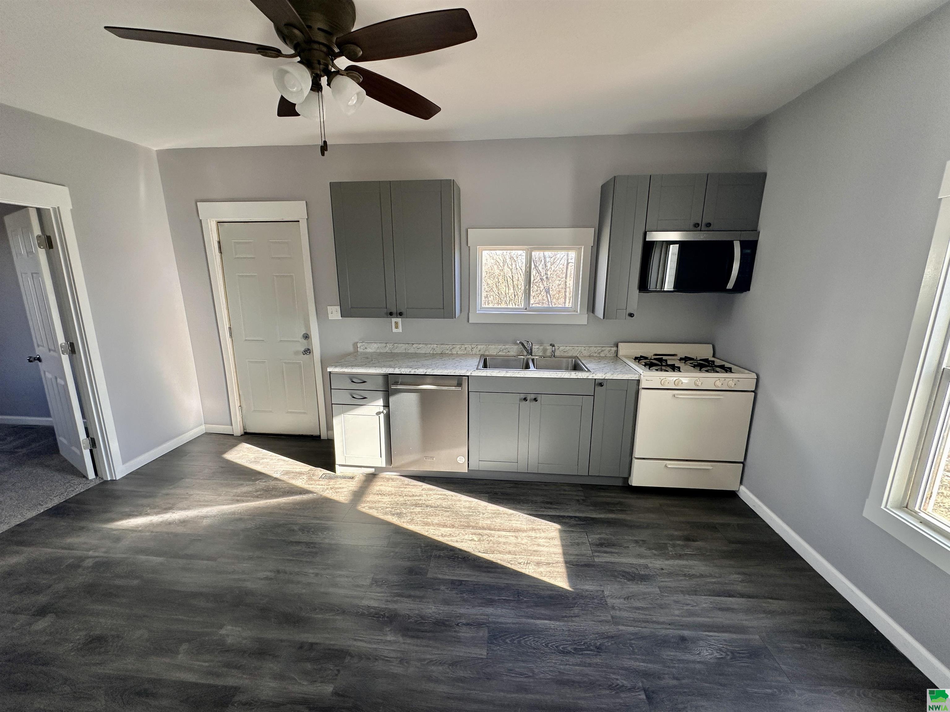 MLS #827153