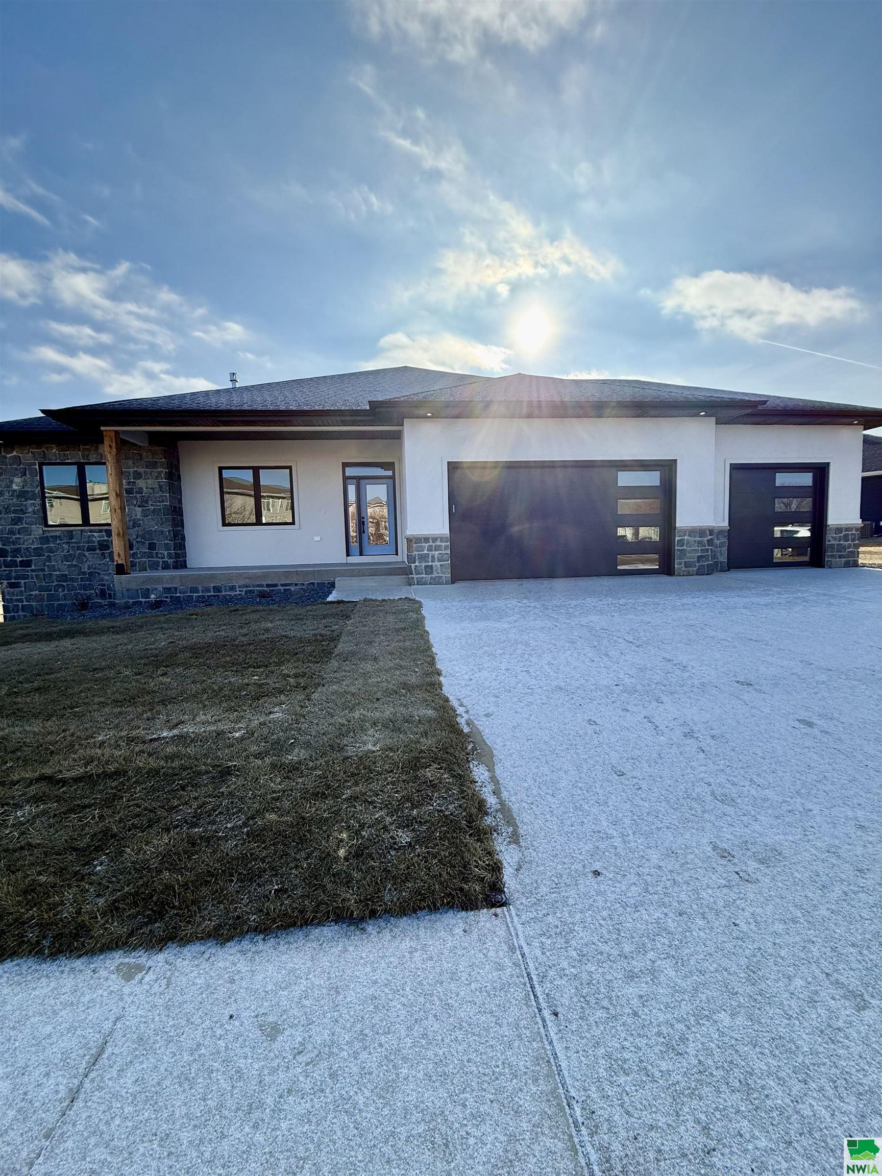 2600 Nicklaus Blvd, Sioux City, IA 51106 