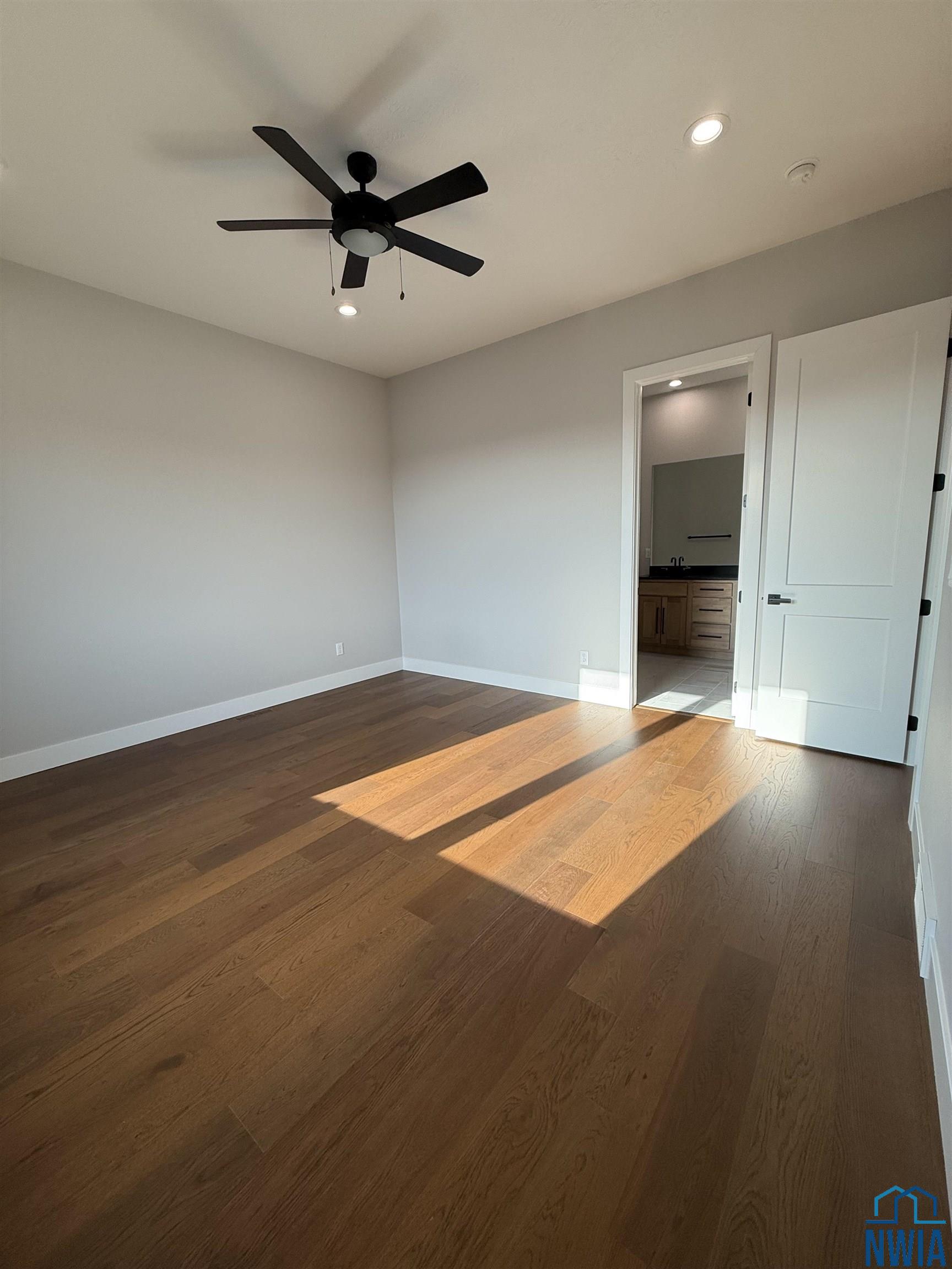 MLS #827156