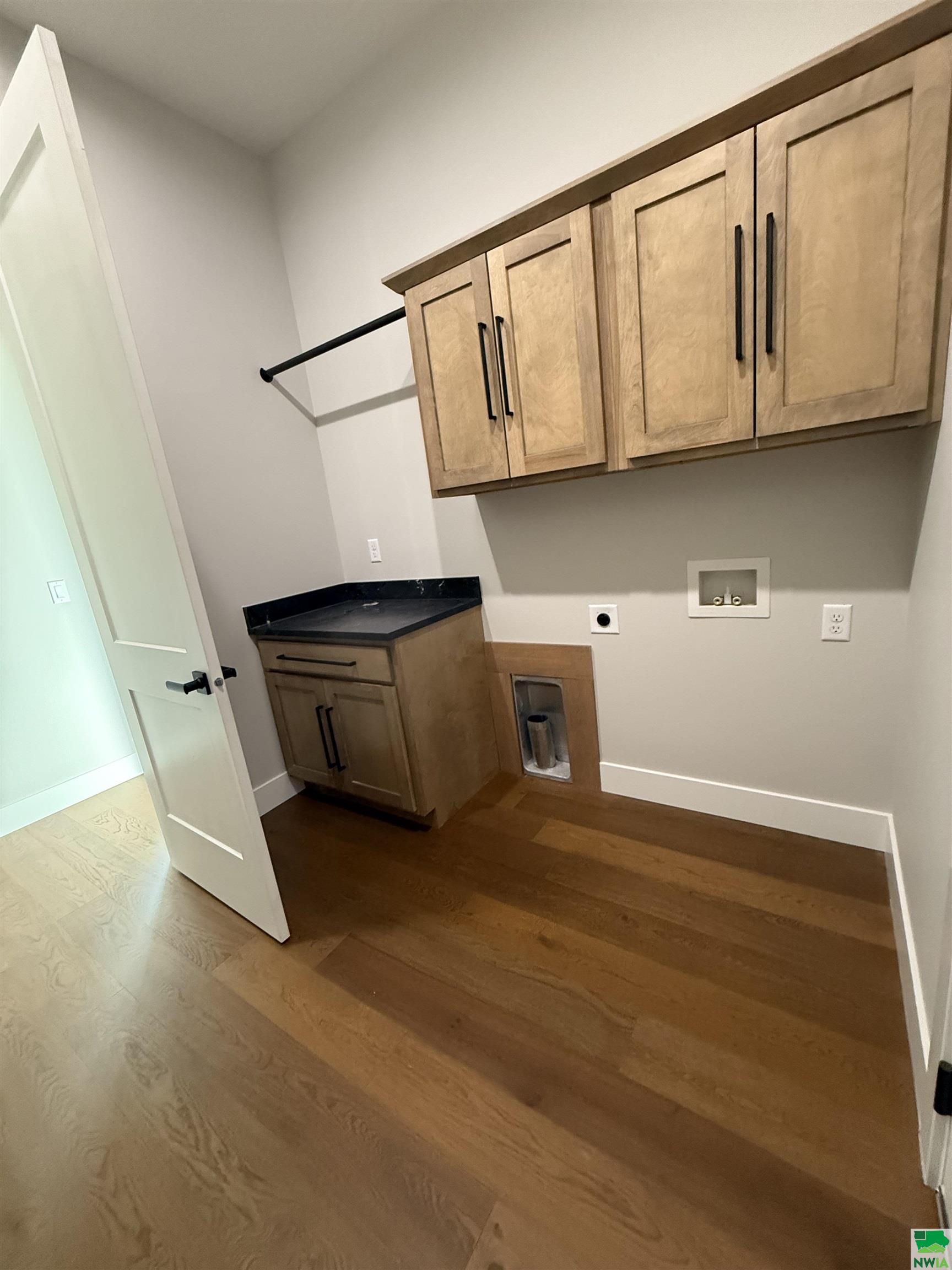 MLS #827156