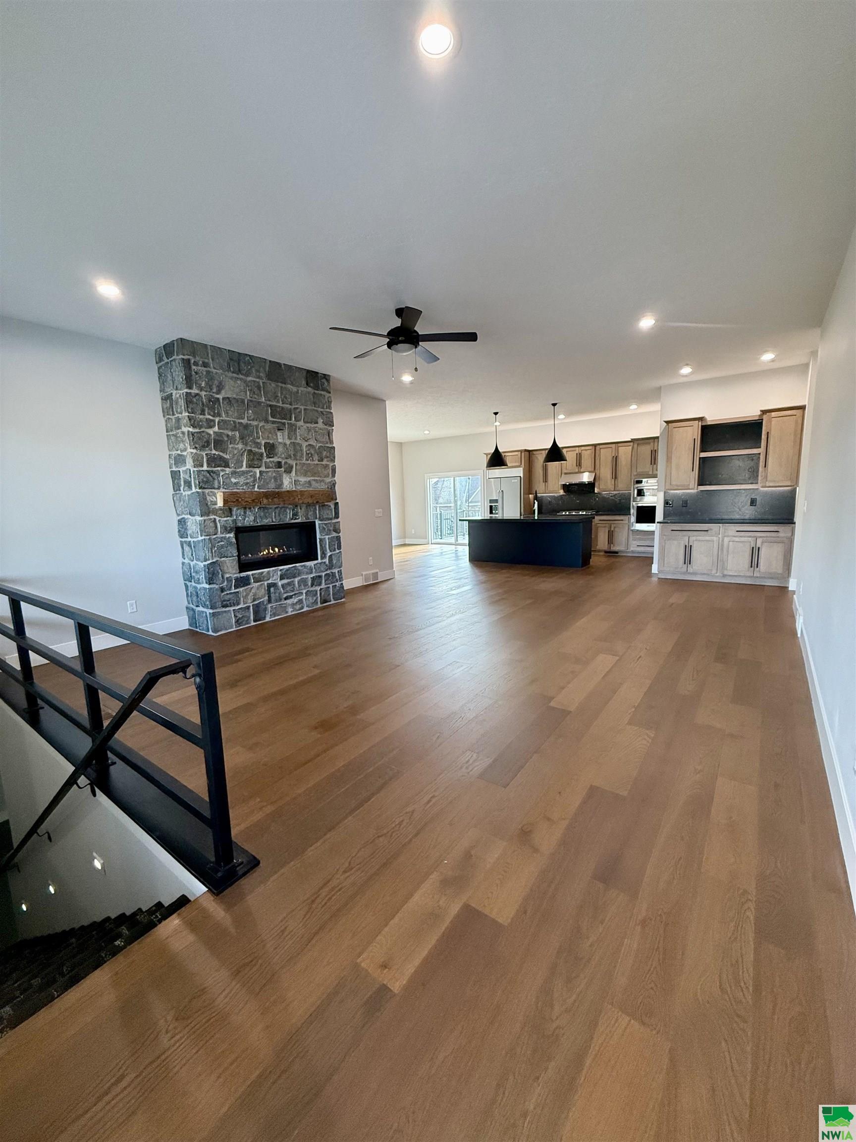 MLS #827156