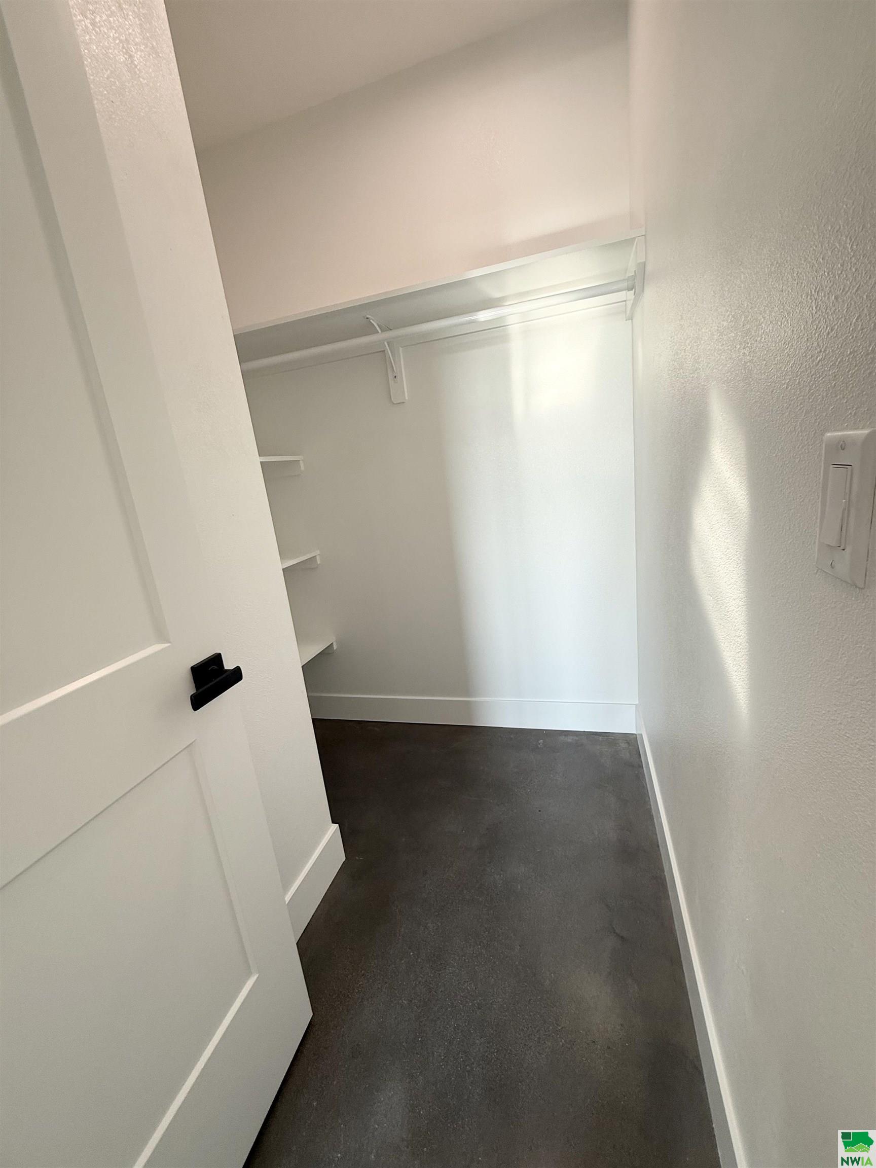 MLS #827156