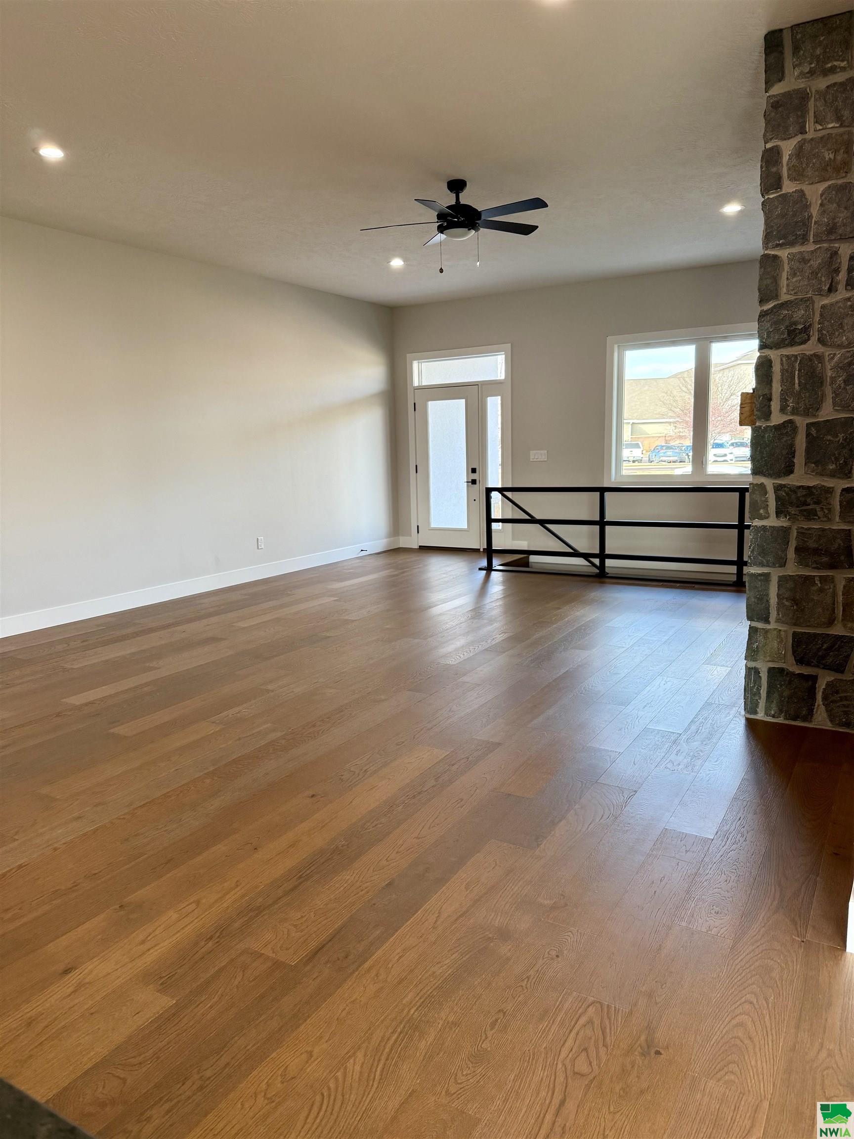 MLS #827156