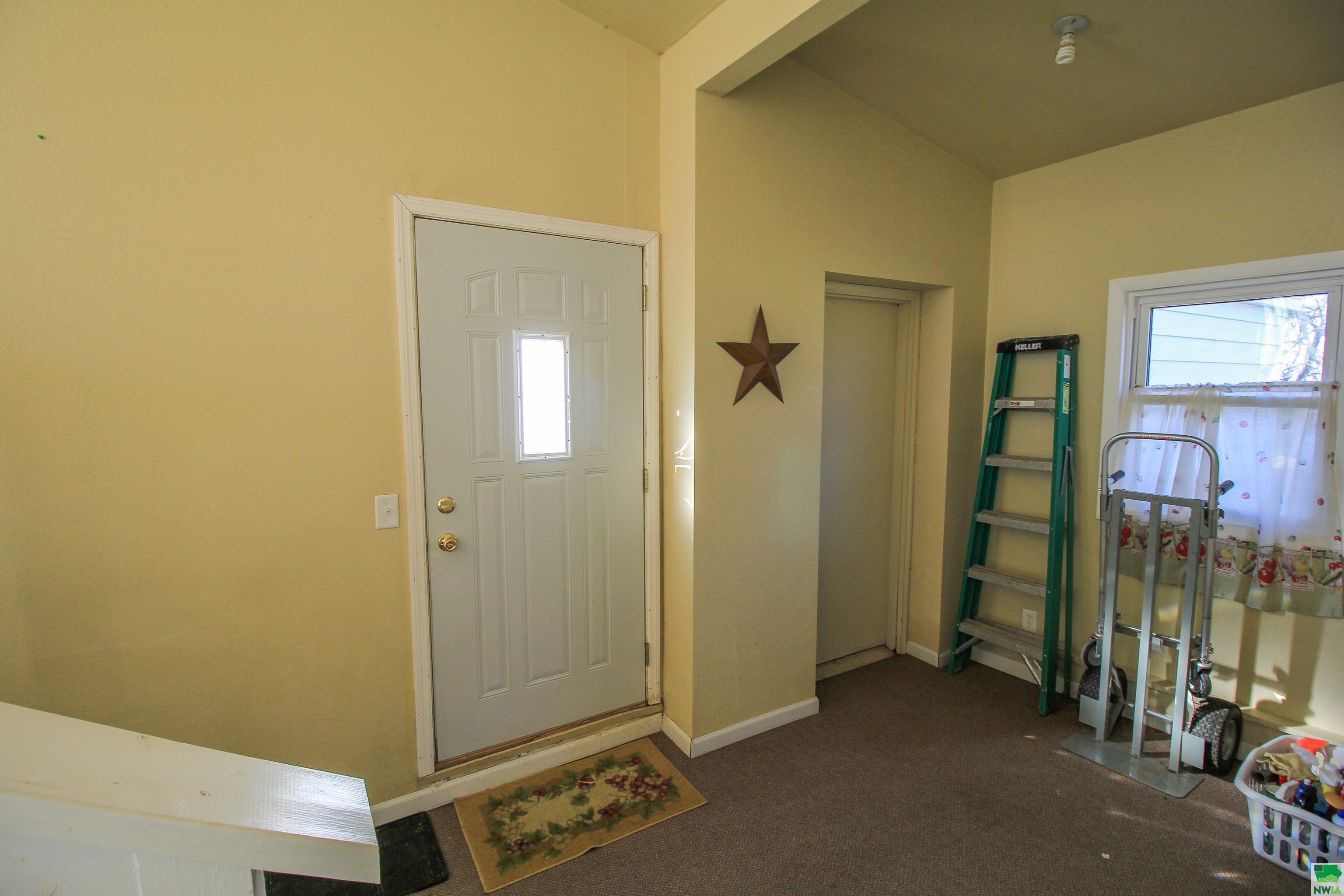 MLS #827158