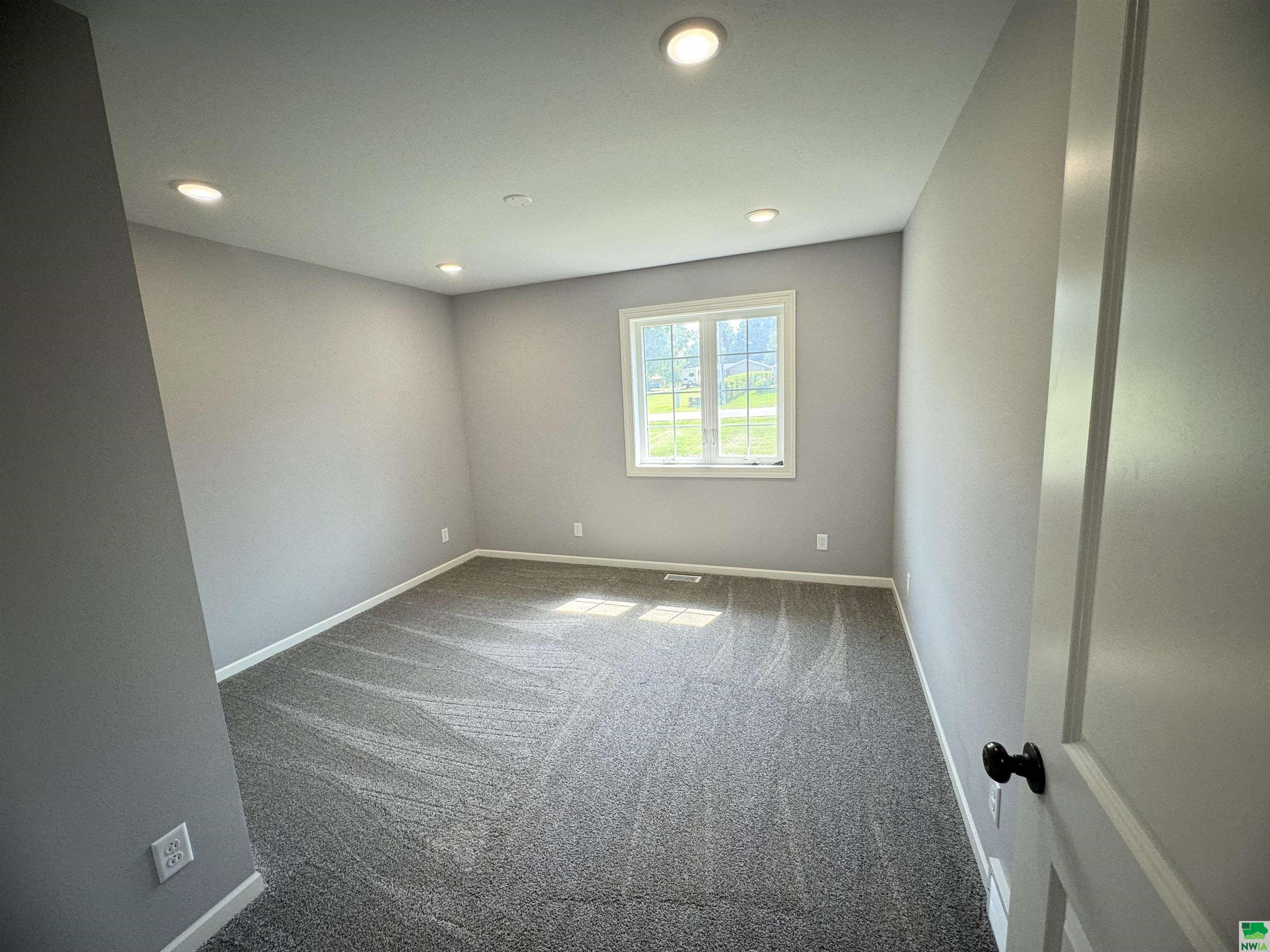 MLS #827159