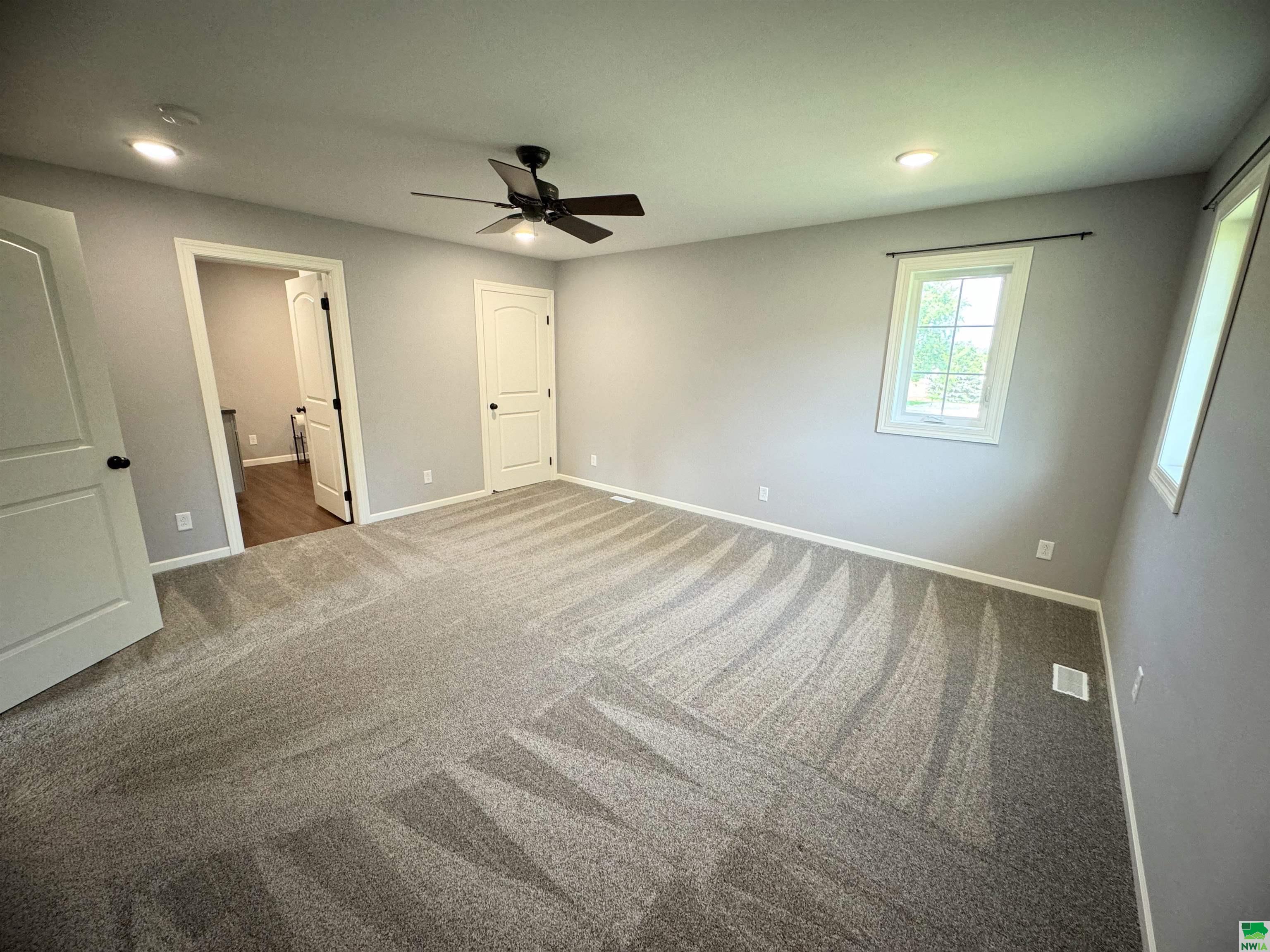 MLS #827159