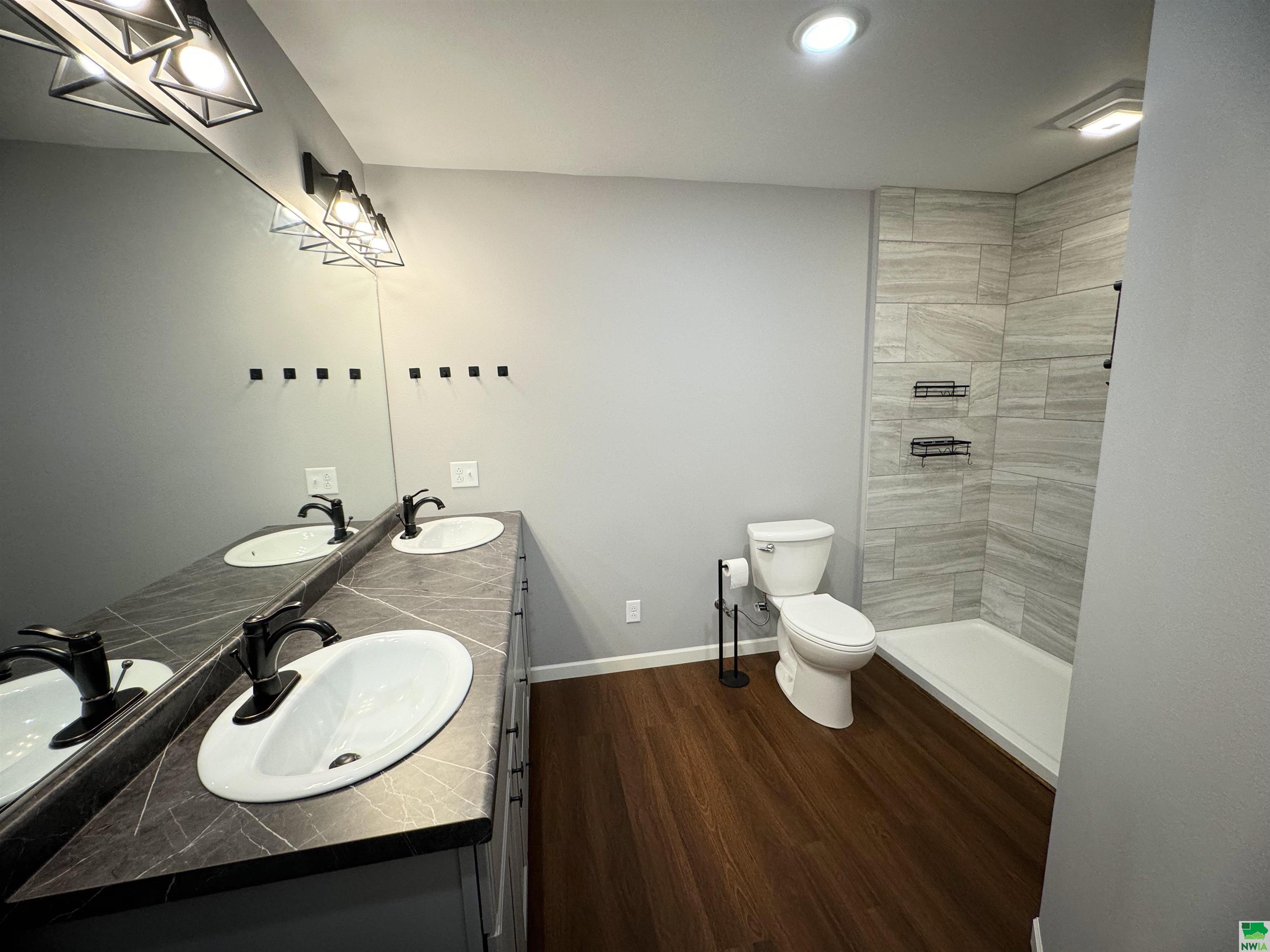 MLS #827159