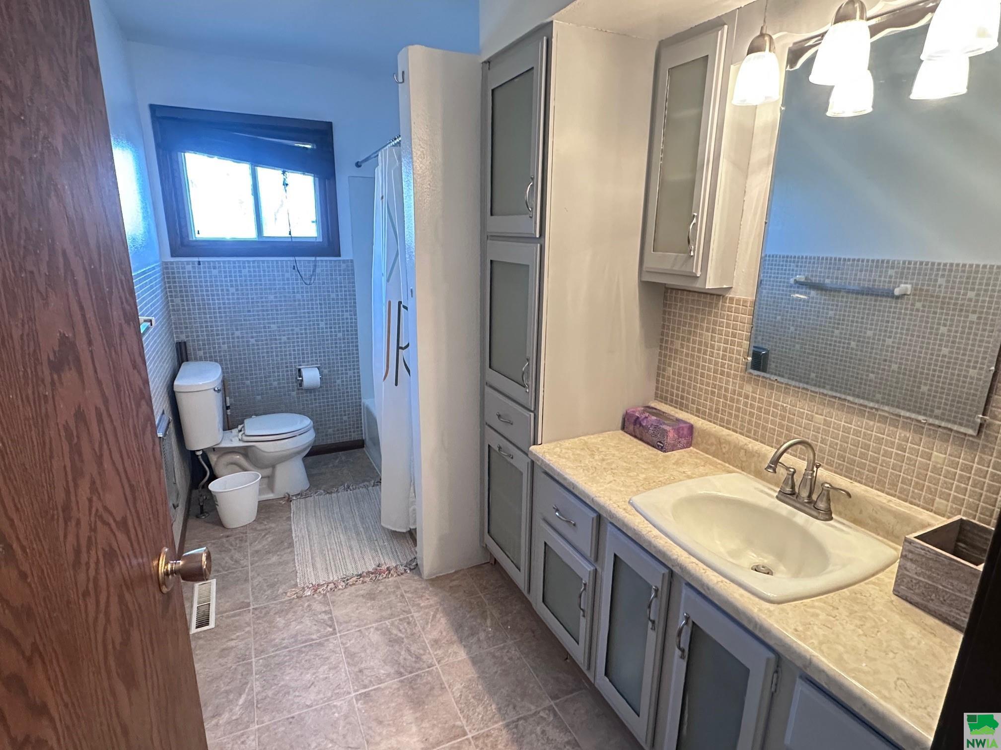 MLS #827163