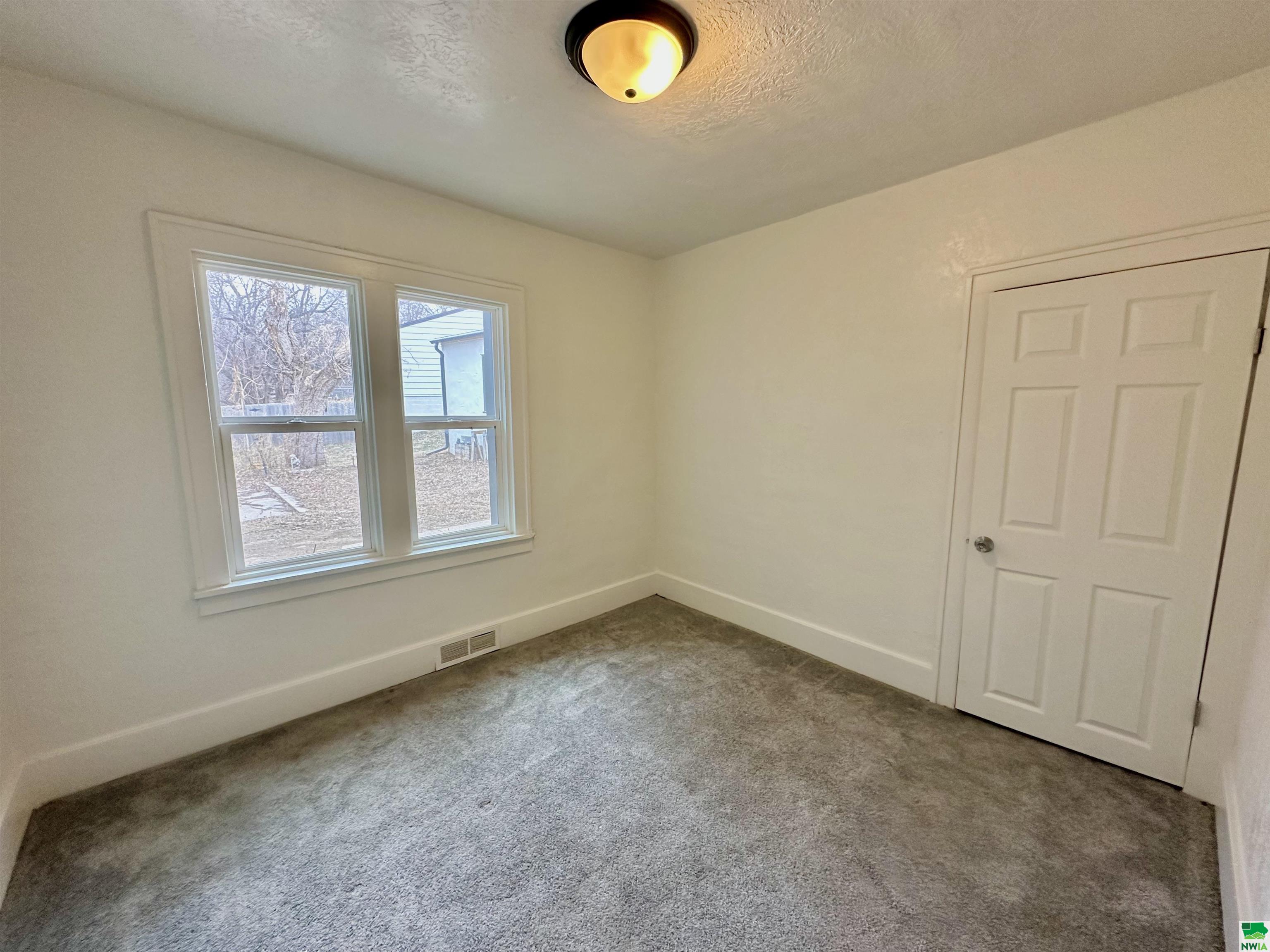 MLS #827164