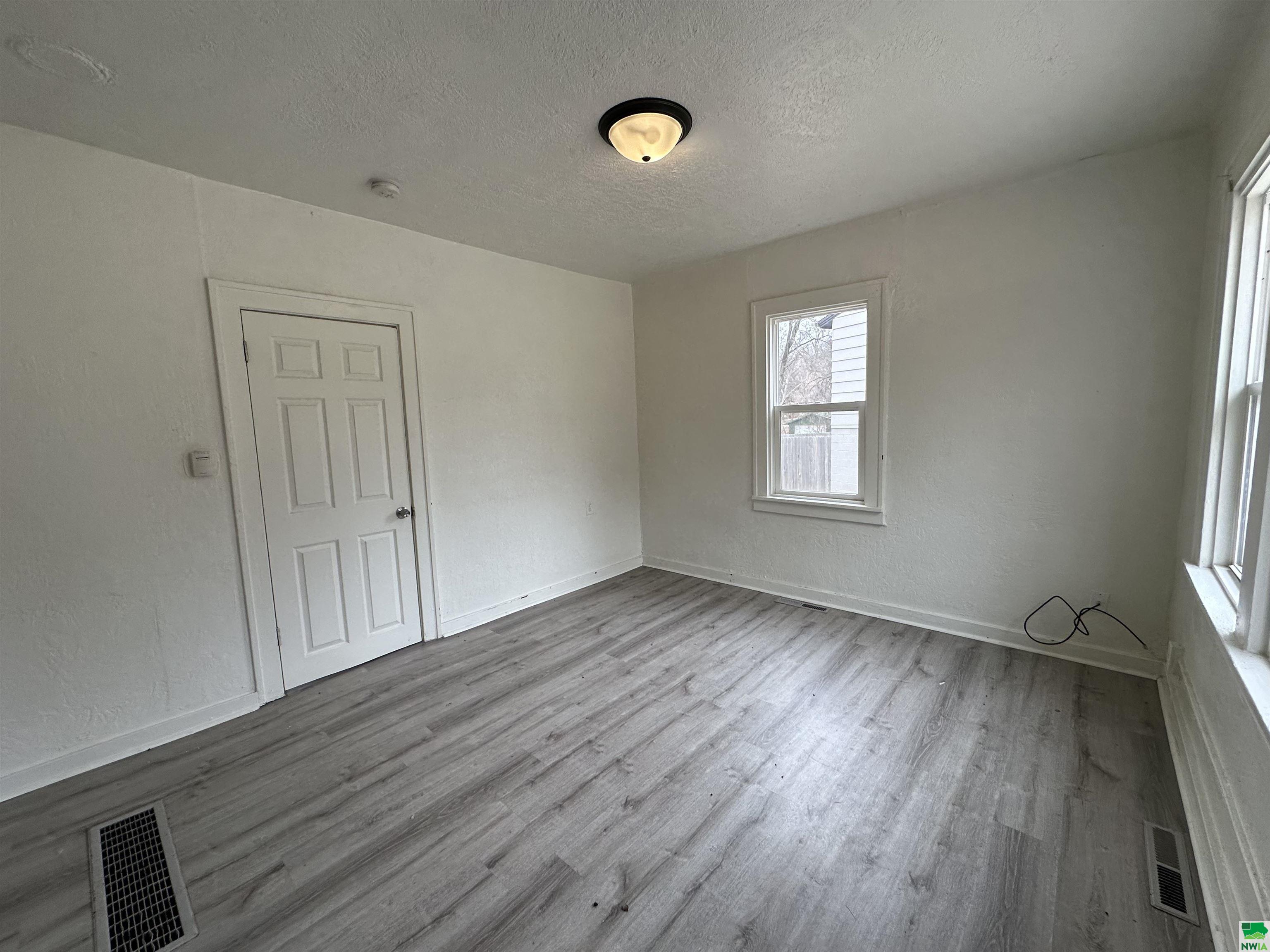 MLS #827164