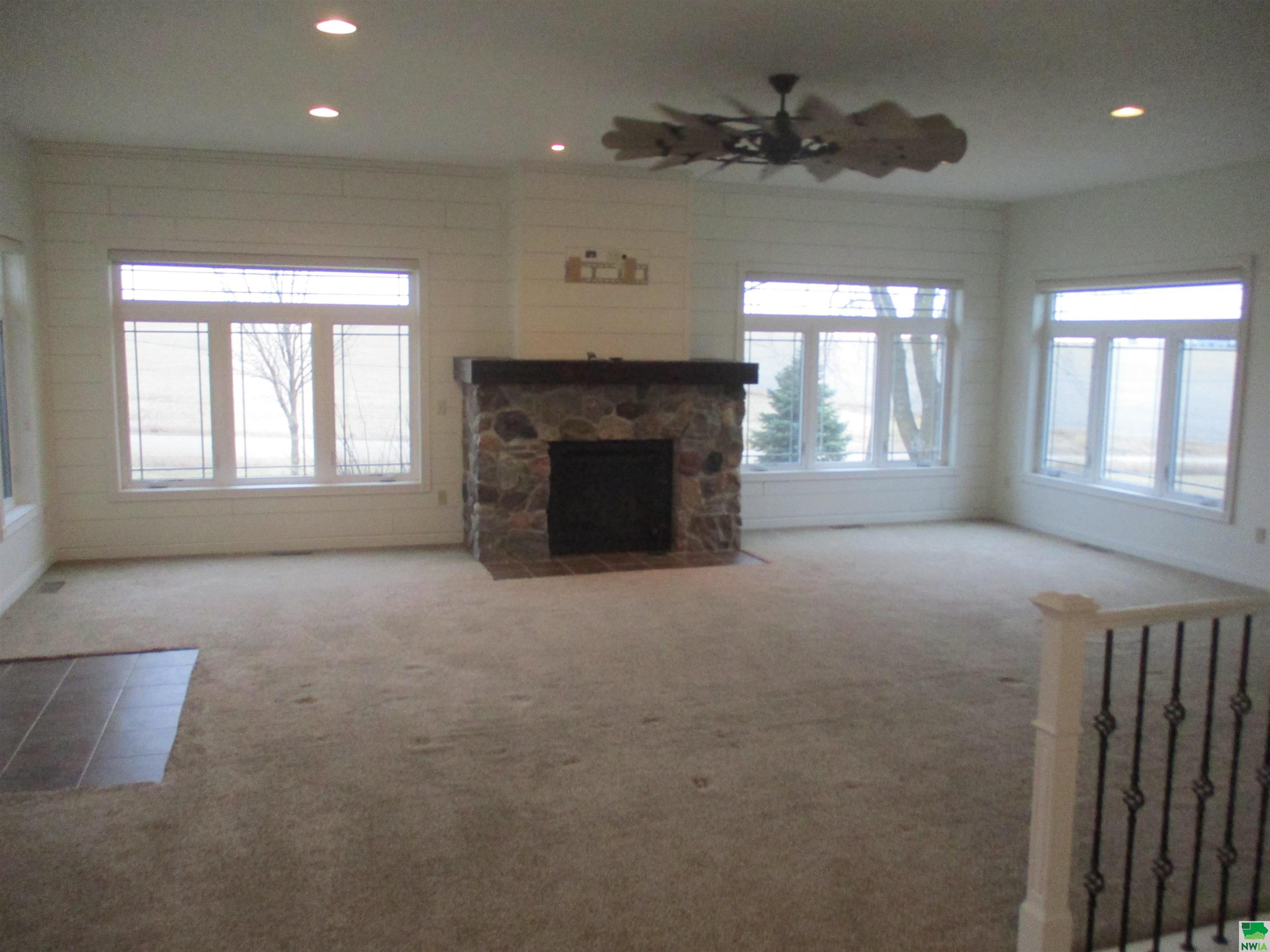 MLS #827168
