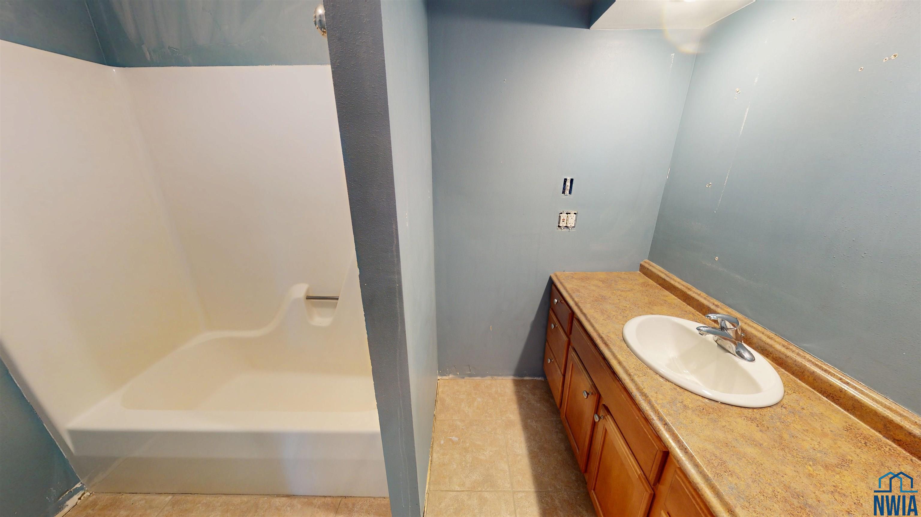 MLS #827168