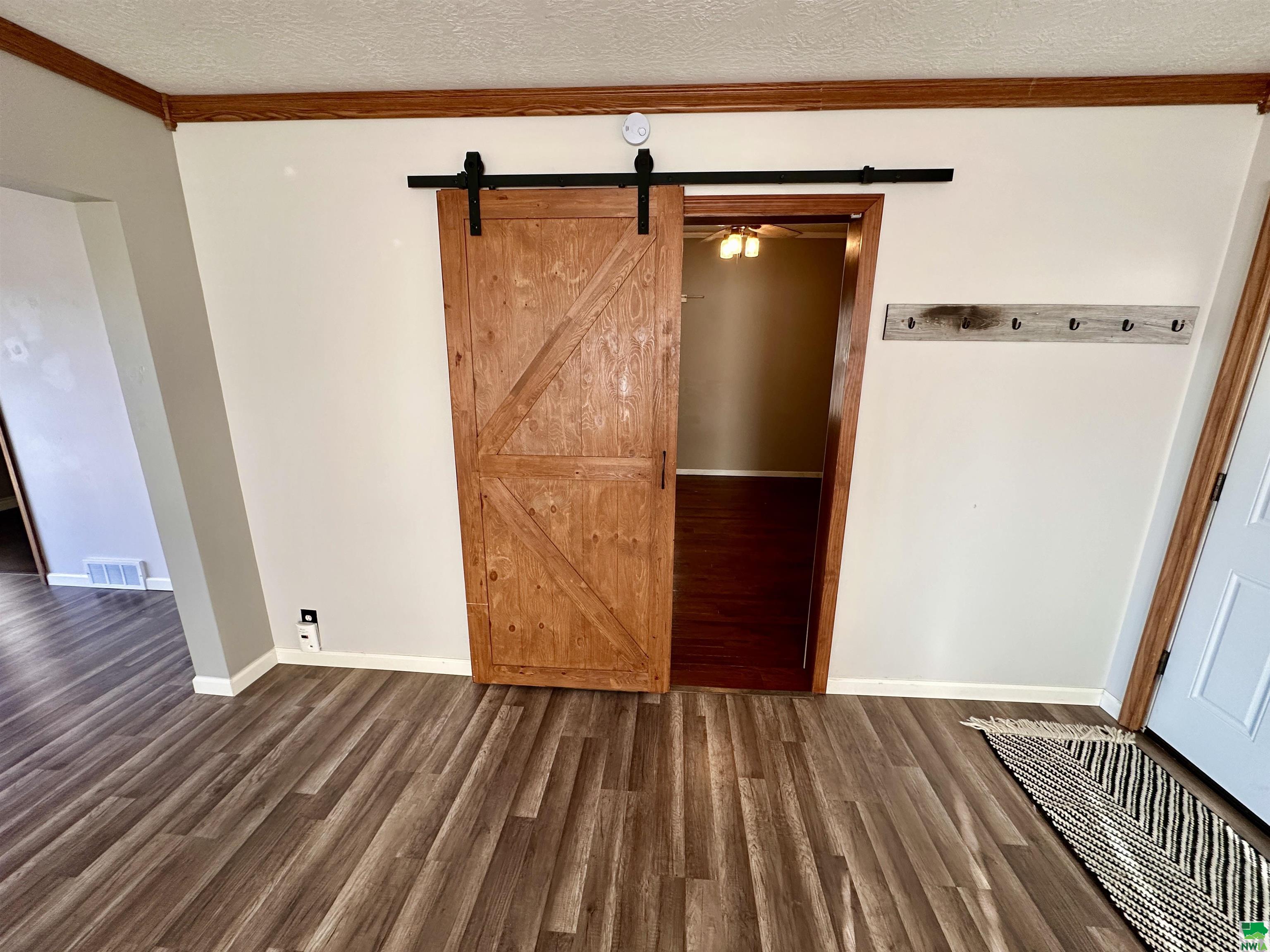 MLS #827196