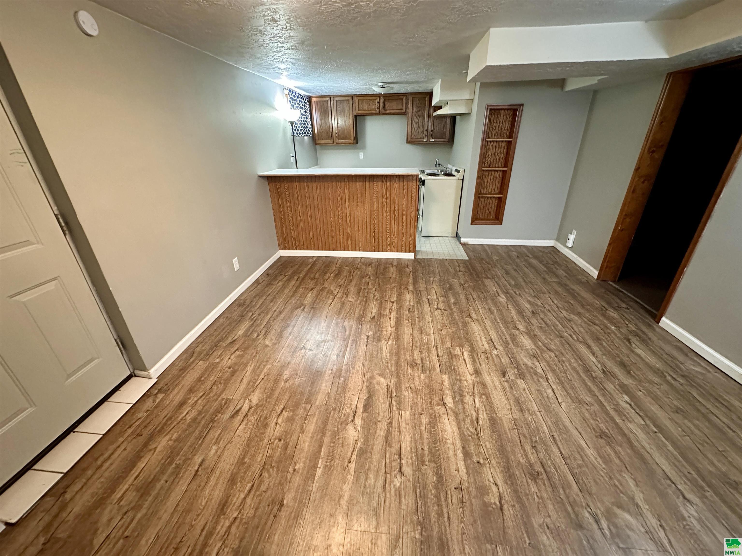 MLS #827196