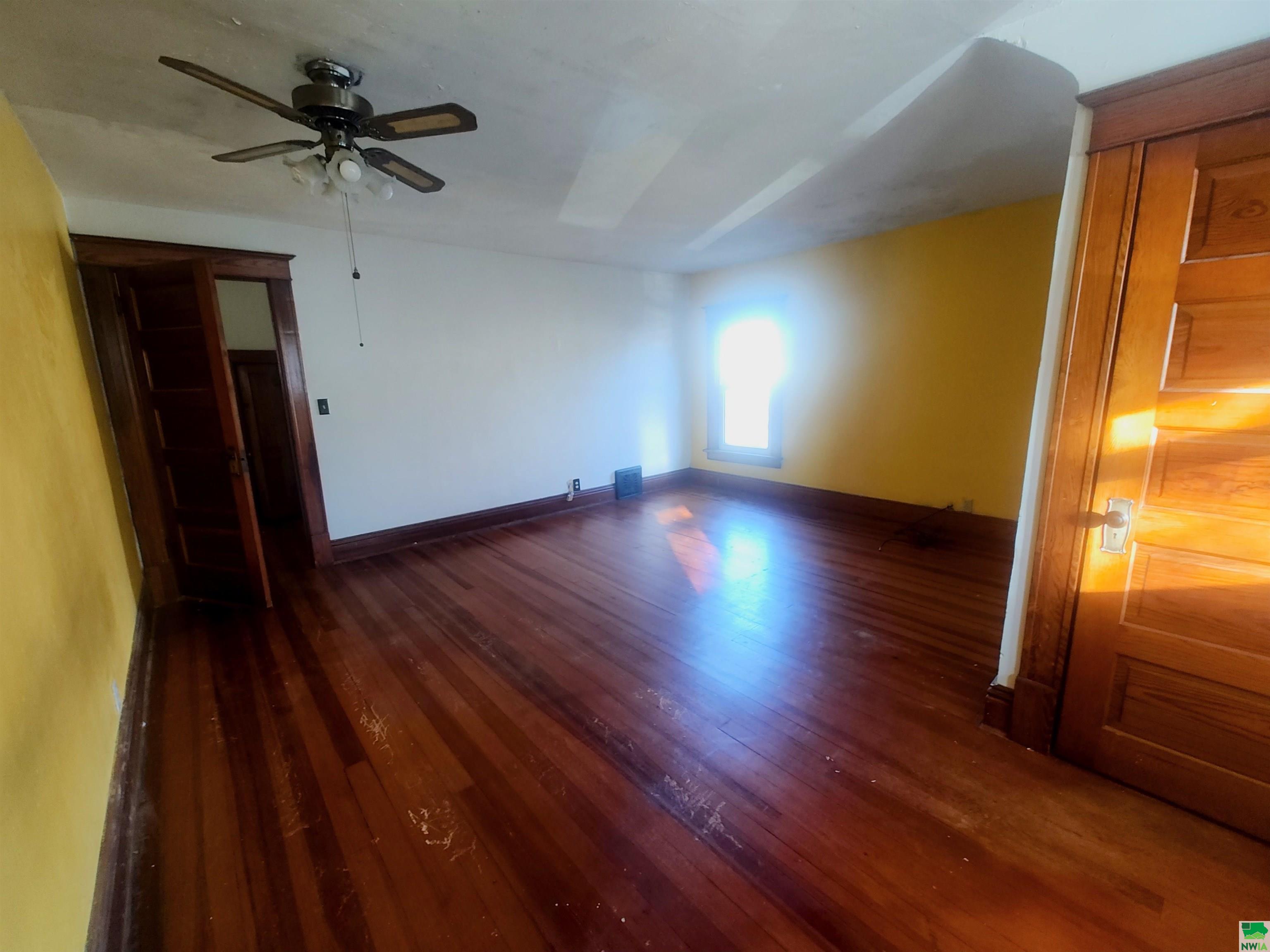 MLS #827197