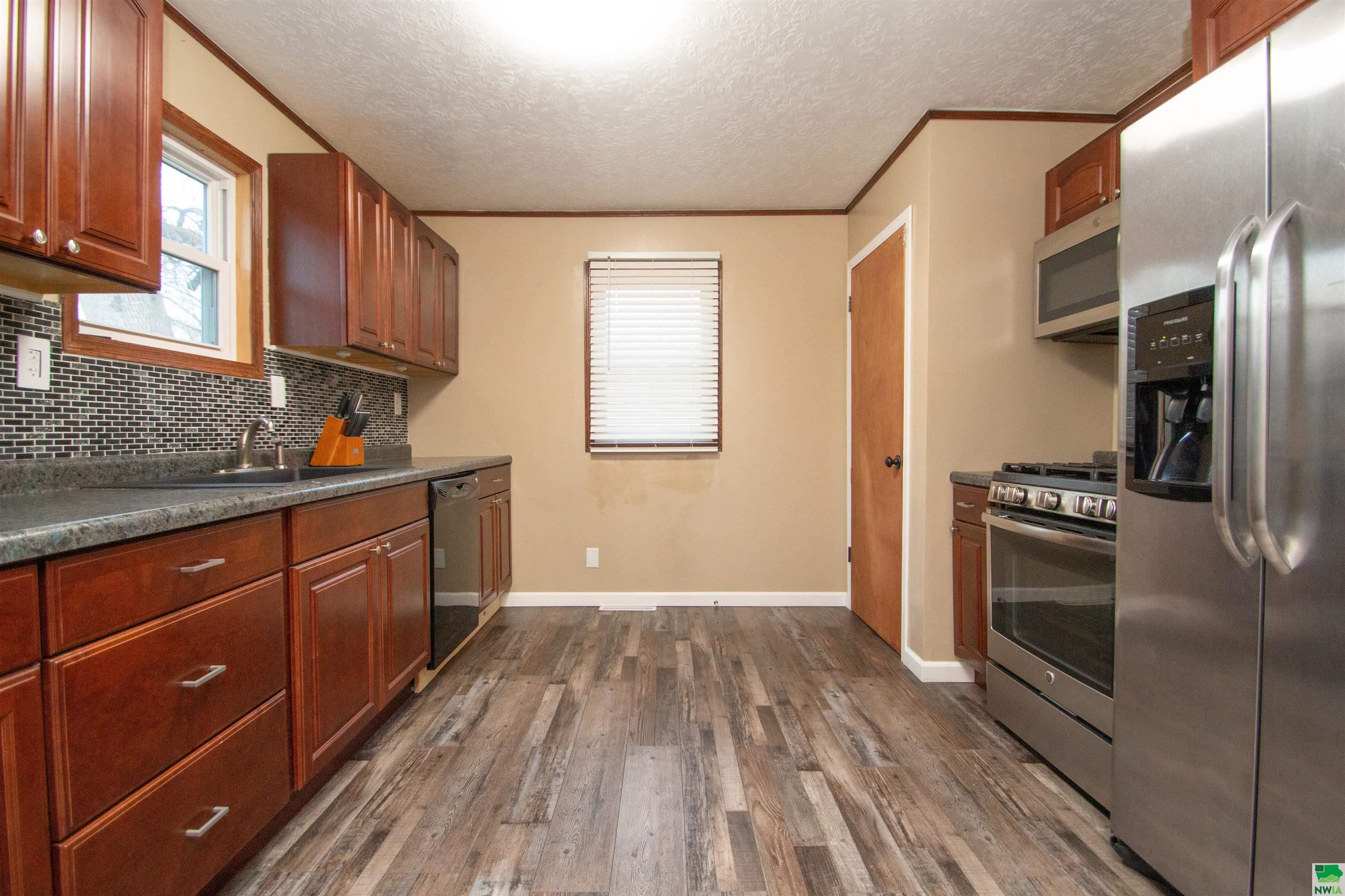 MLS #827199