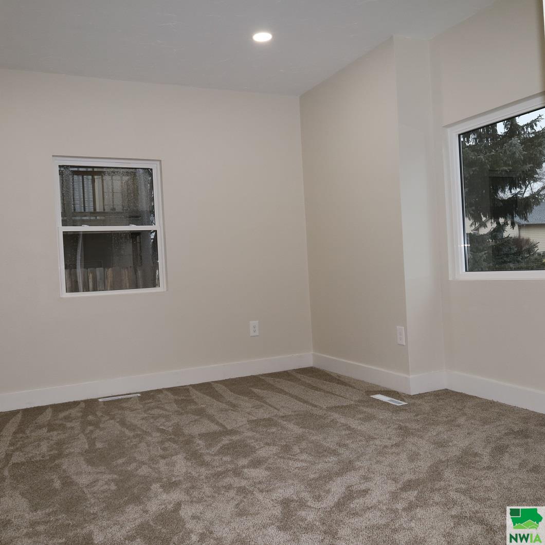 MLS #827206