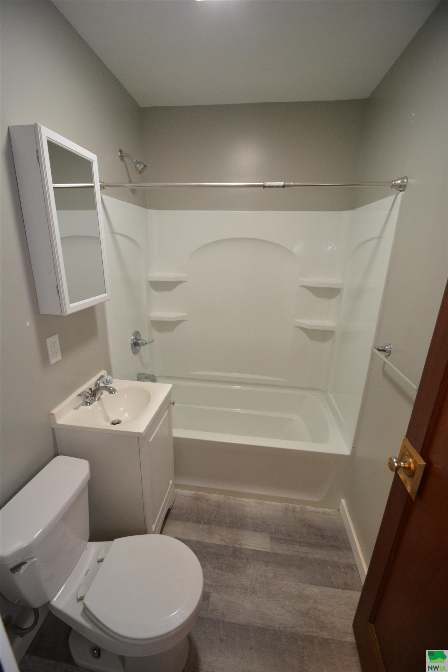 MLS #827211