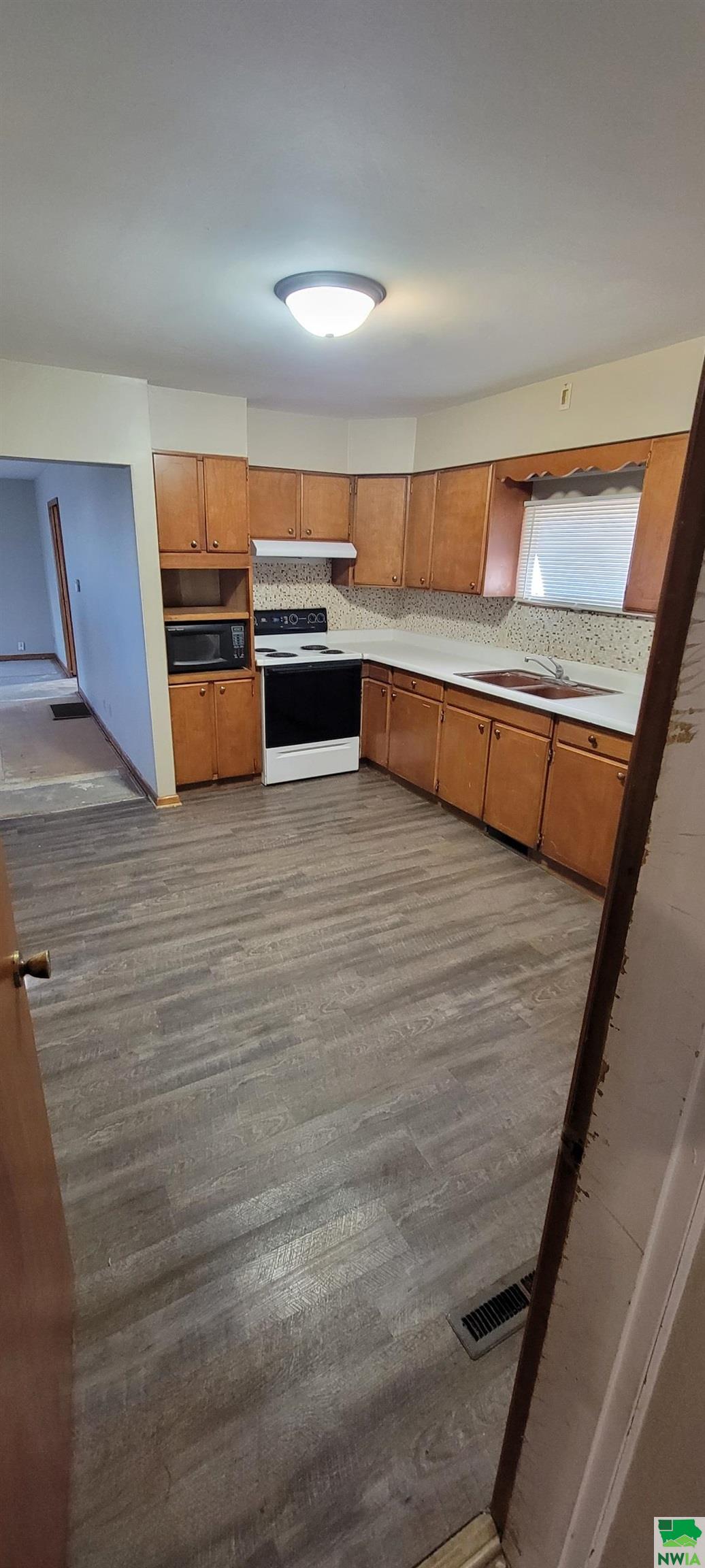 MLS #827213