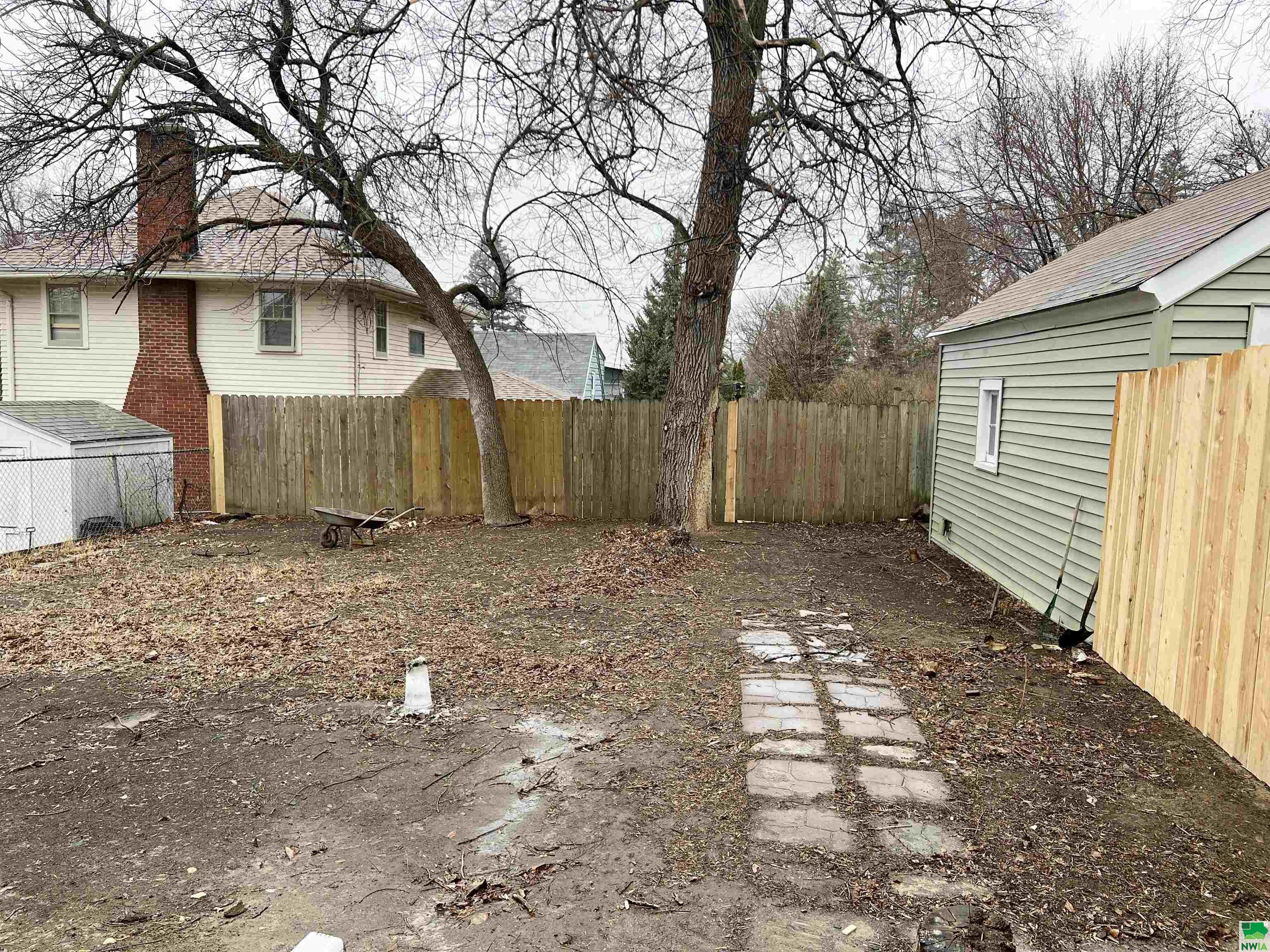 MLS #827218